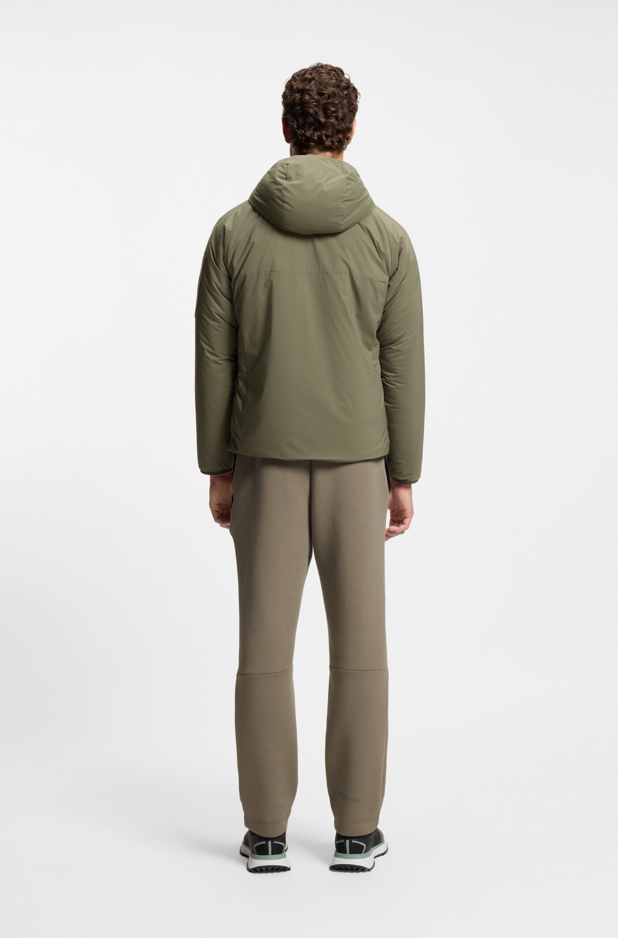 BOSS GREEN Outdoorjacke mit Kapuze leicht wattiert, 4-Wege-Stretch-Qualität, Regular Fit