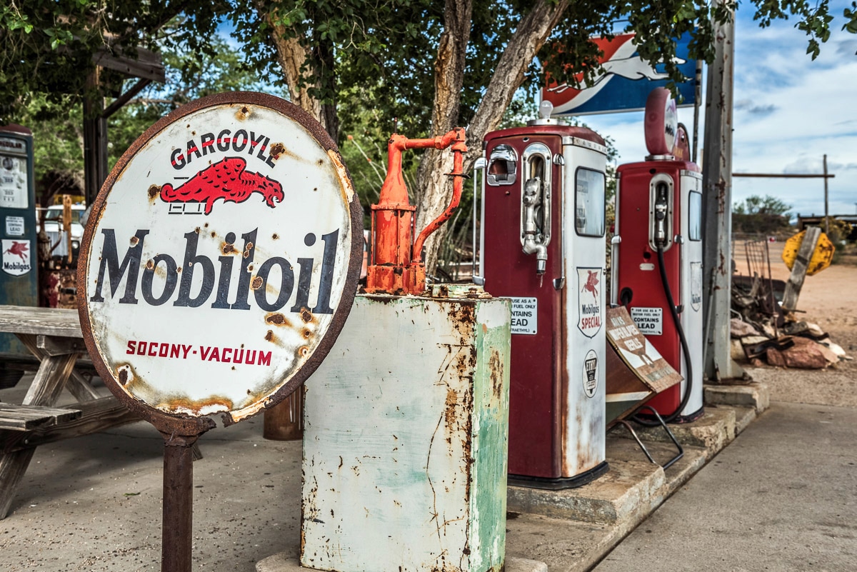 Papermoon Fototapetas »Alte Tankstelle«