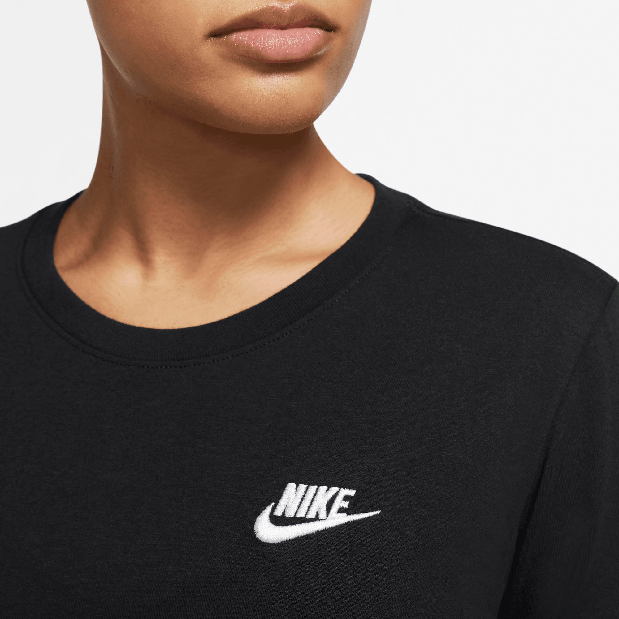 T-Shirt NIKE SPORTSWEAR "W NSW CLUB SS TEE", Damen, Gr. L, schwarz, Jersey, Obermaterial: 100% Baumwolle, normal, Rundhals, Shirts T-Shirt 10