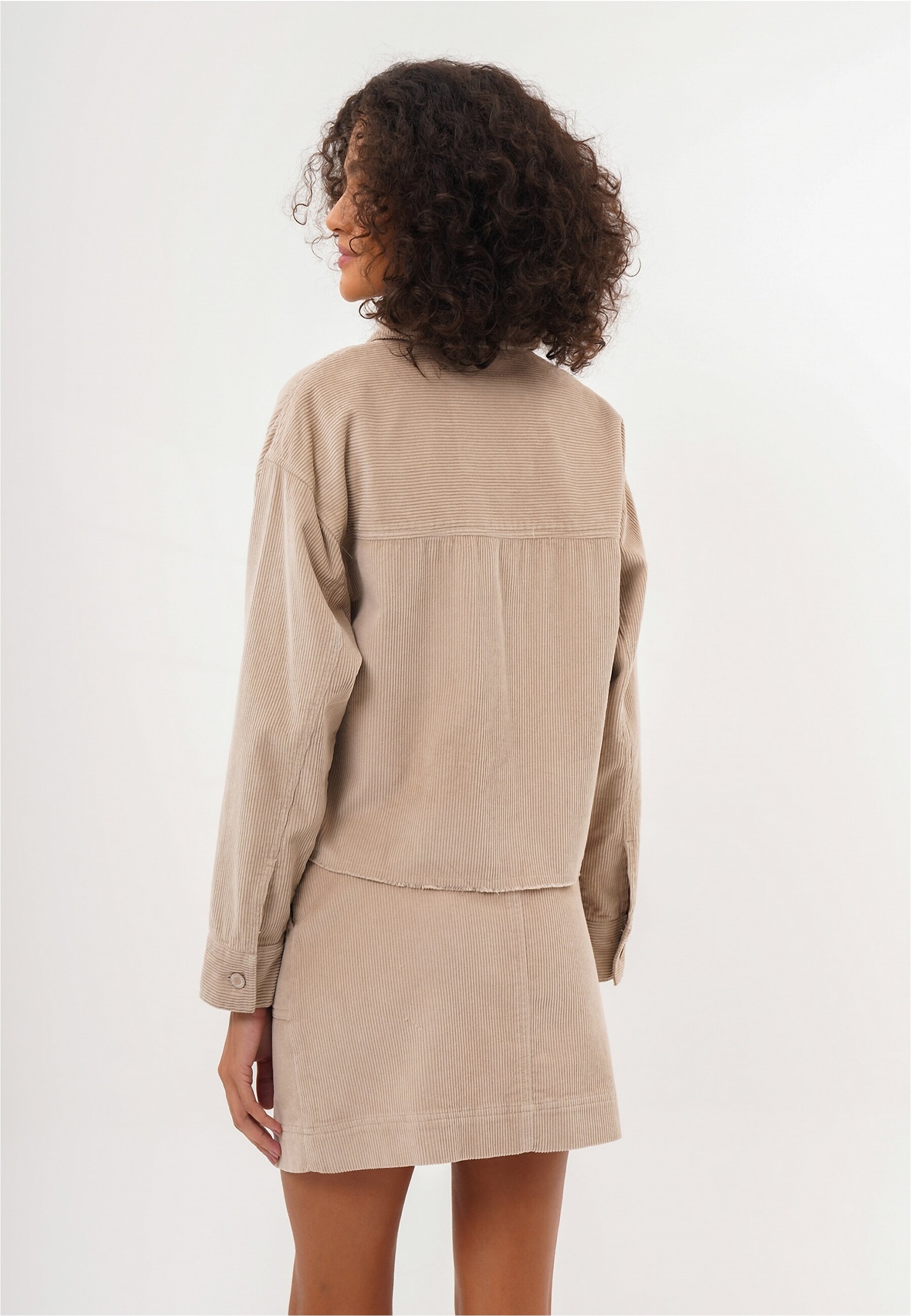 freshlions Outdoorjacke »Ceres«, im angesagten Cord-Design