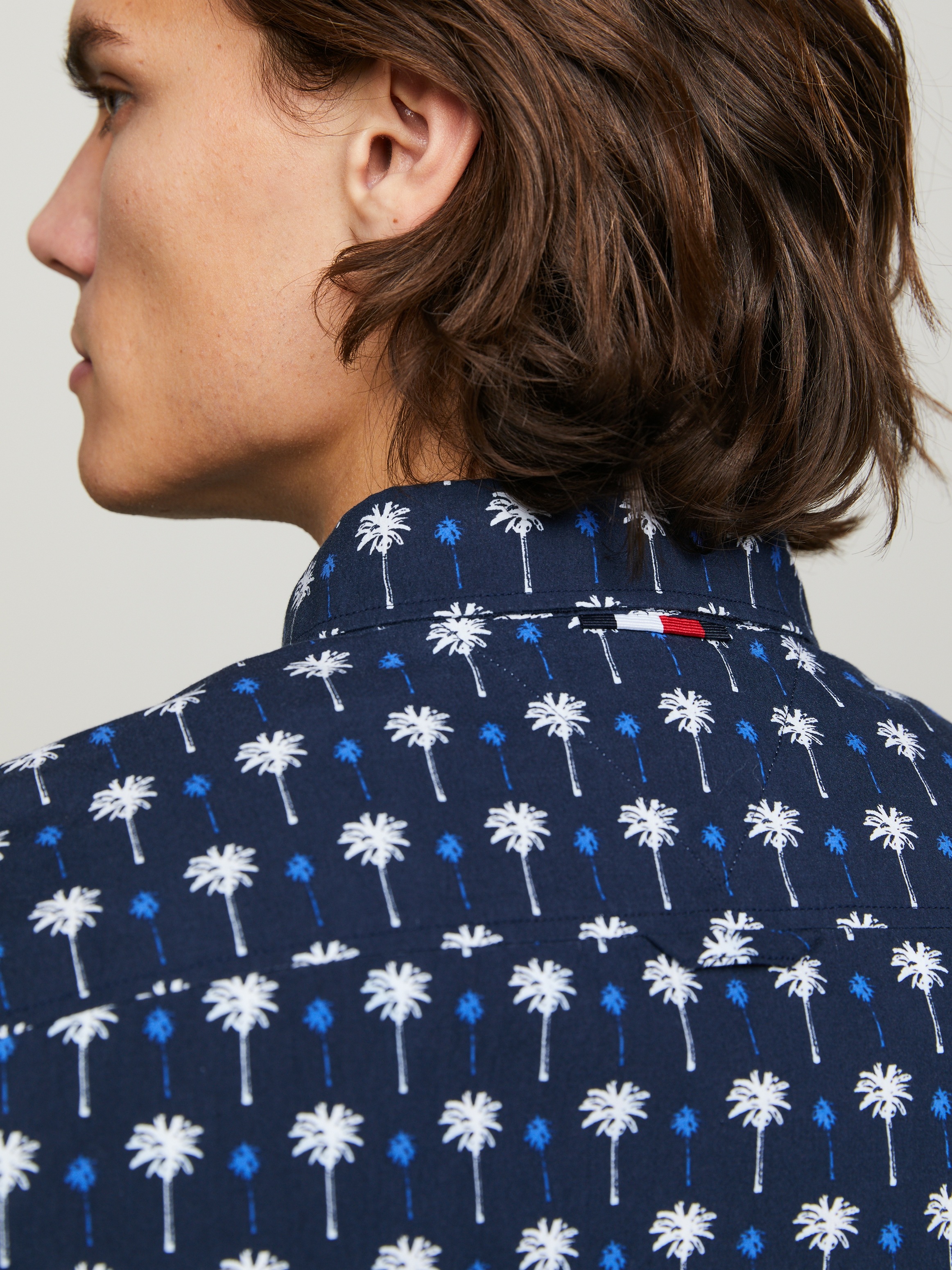 Tommy Hilfiger Kurzarmhemd »MINI PALM PRINT SF SHIRT«, mit zweifarbigen Print