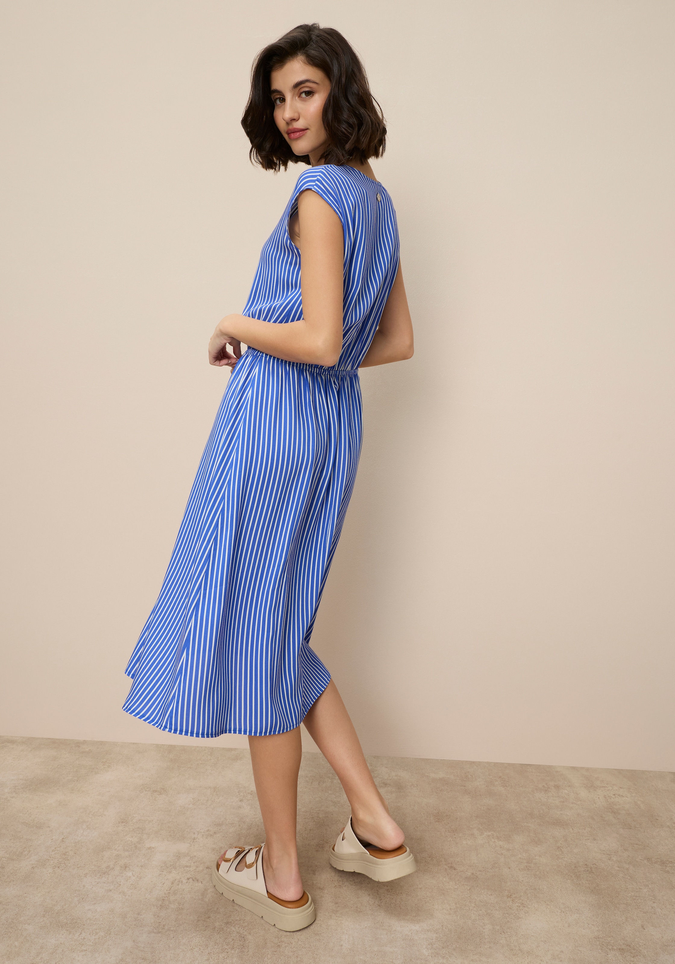 Tamaris Midikleid mit Schleifendetails und taillierter Silhouette