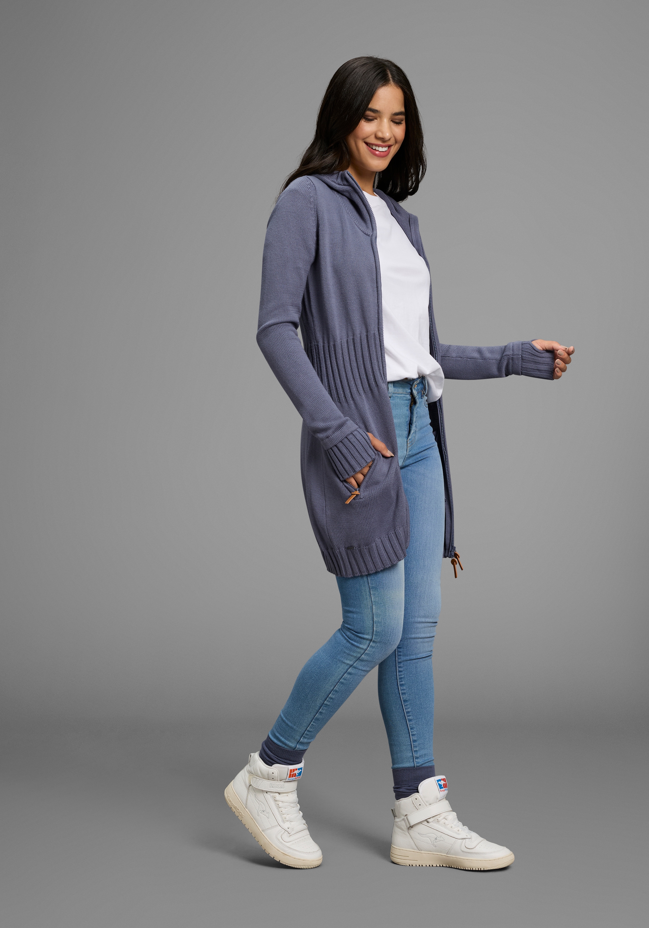KangaROOS Kapuzenstrickjacke, in schmeichelnder Longform