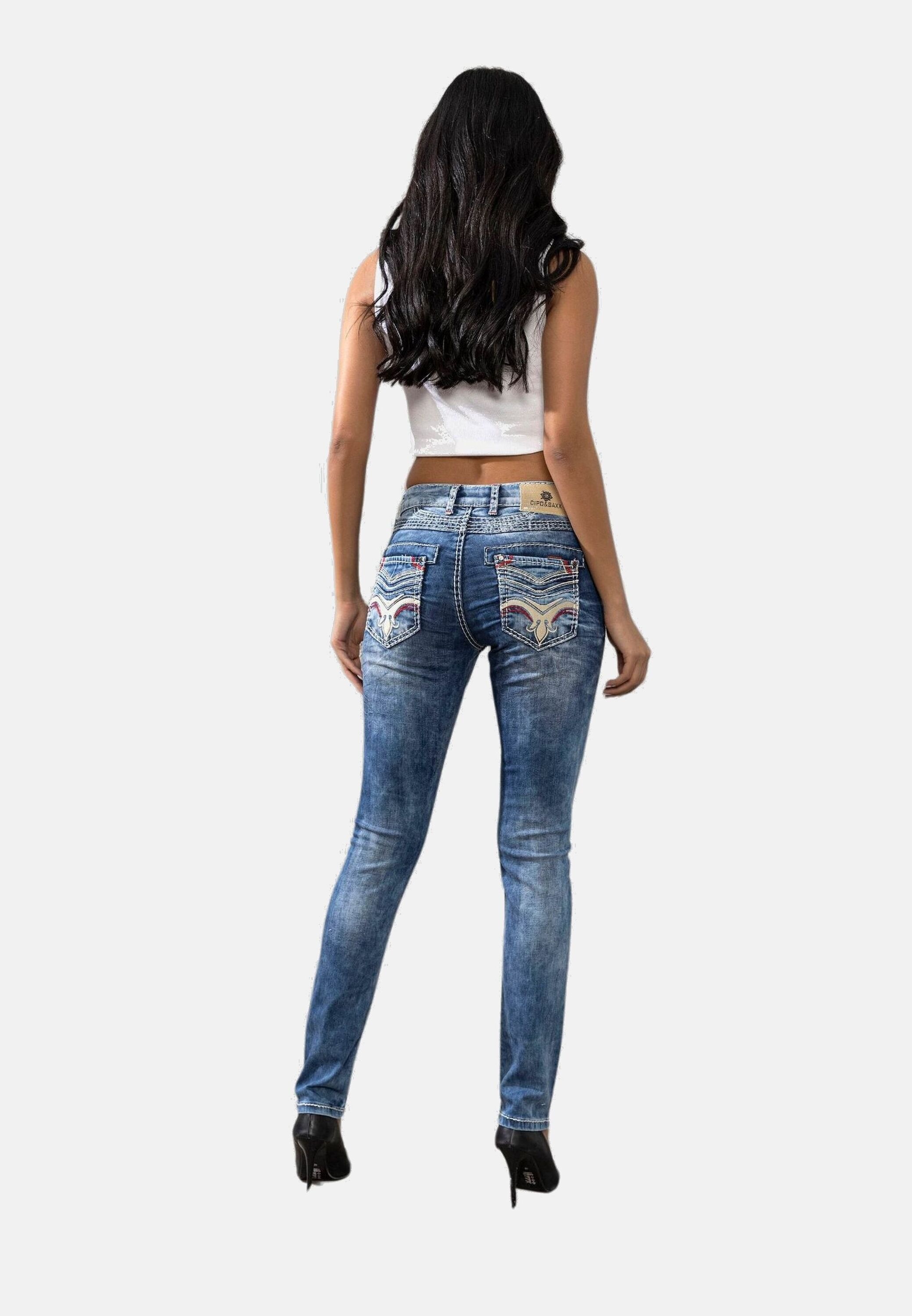 Cipo & Baxx Slim-fit-Jeans »Jeans«, mit angesagten Used-Elementen, WD442