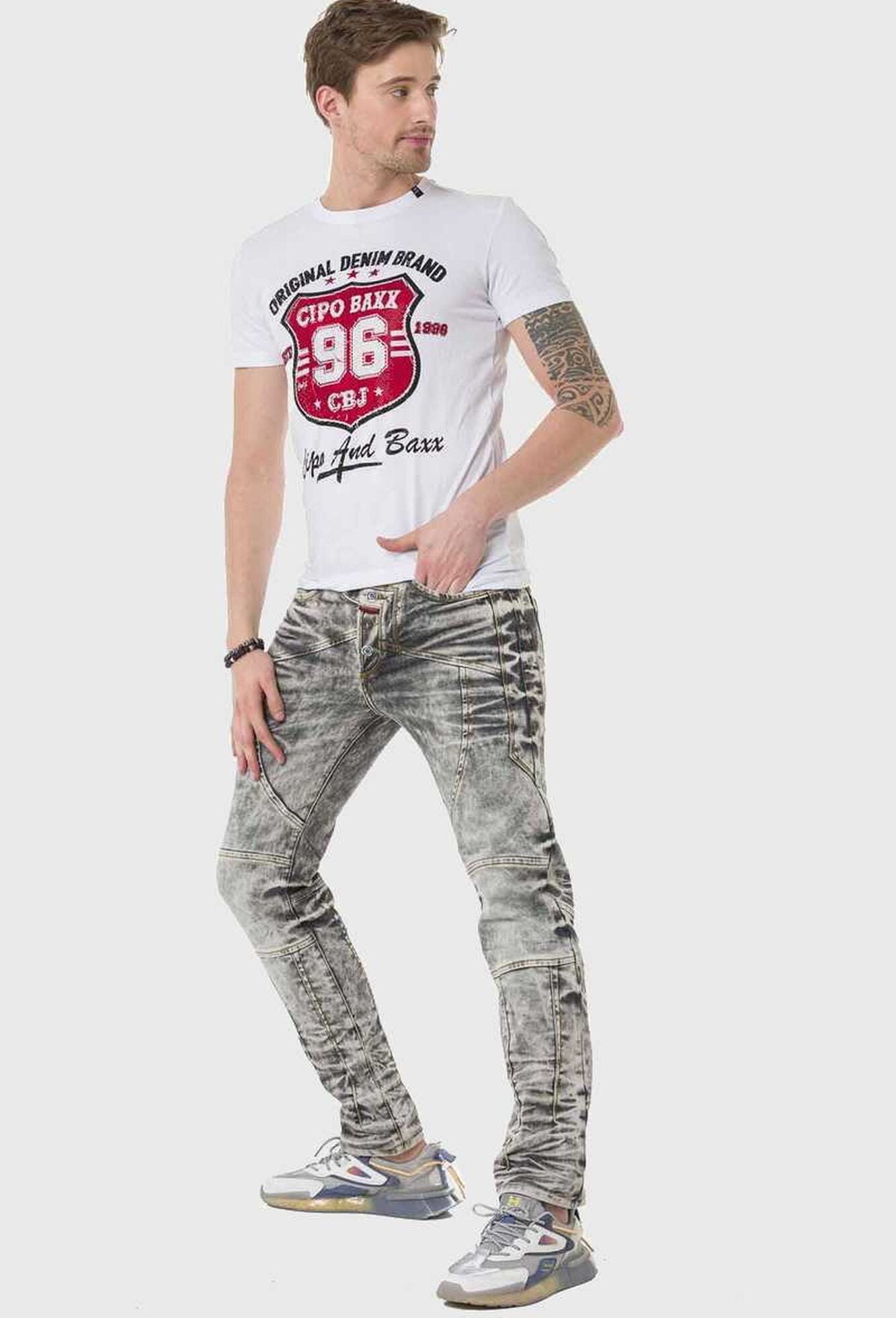 Cipo & Baxx 5-Pocket-Jeans »Cipo & Baxx Jeans« mit markantem Design