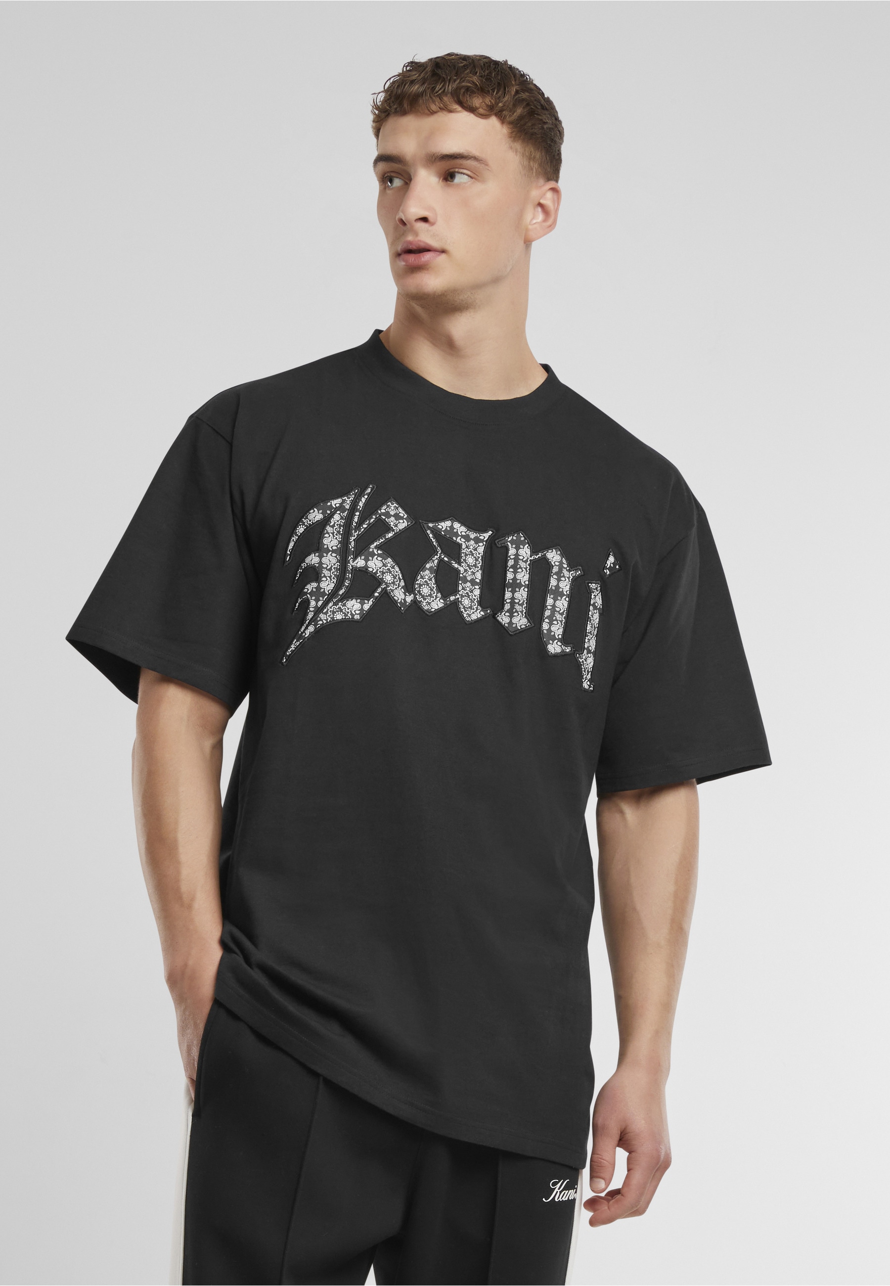 Karl Kani T-Shirt »Karl Kani Kani Paisley Letter T-Shirt« 1 Stk.