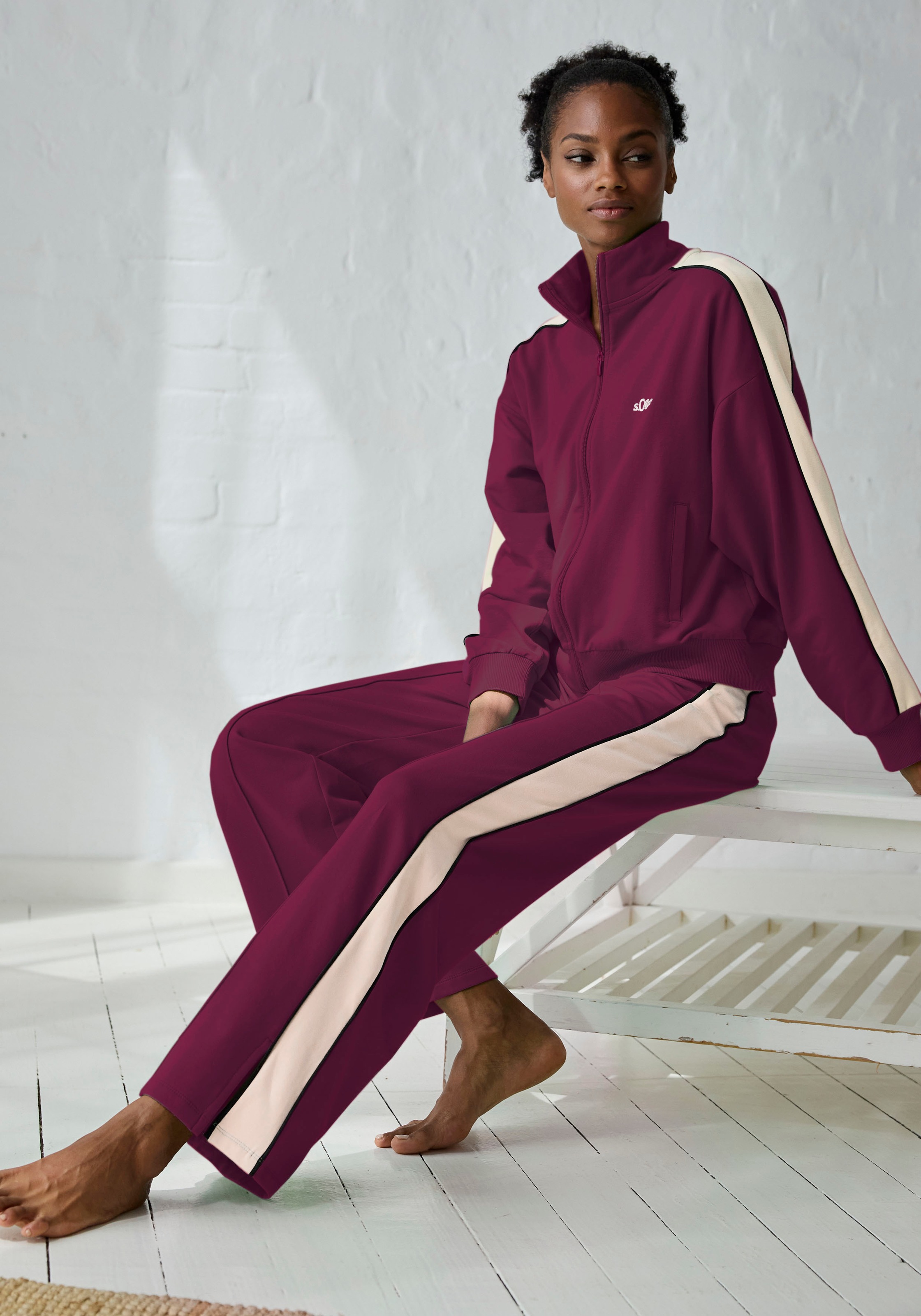 Thumbnail - s.Oliver Sweathose, Loumngehose mit Kontraststreifen und Pipings, Loungewear