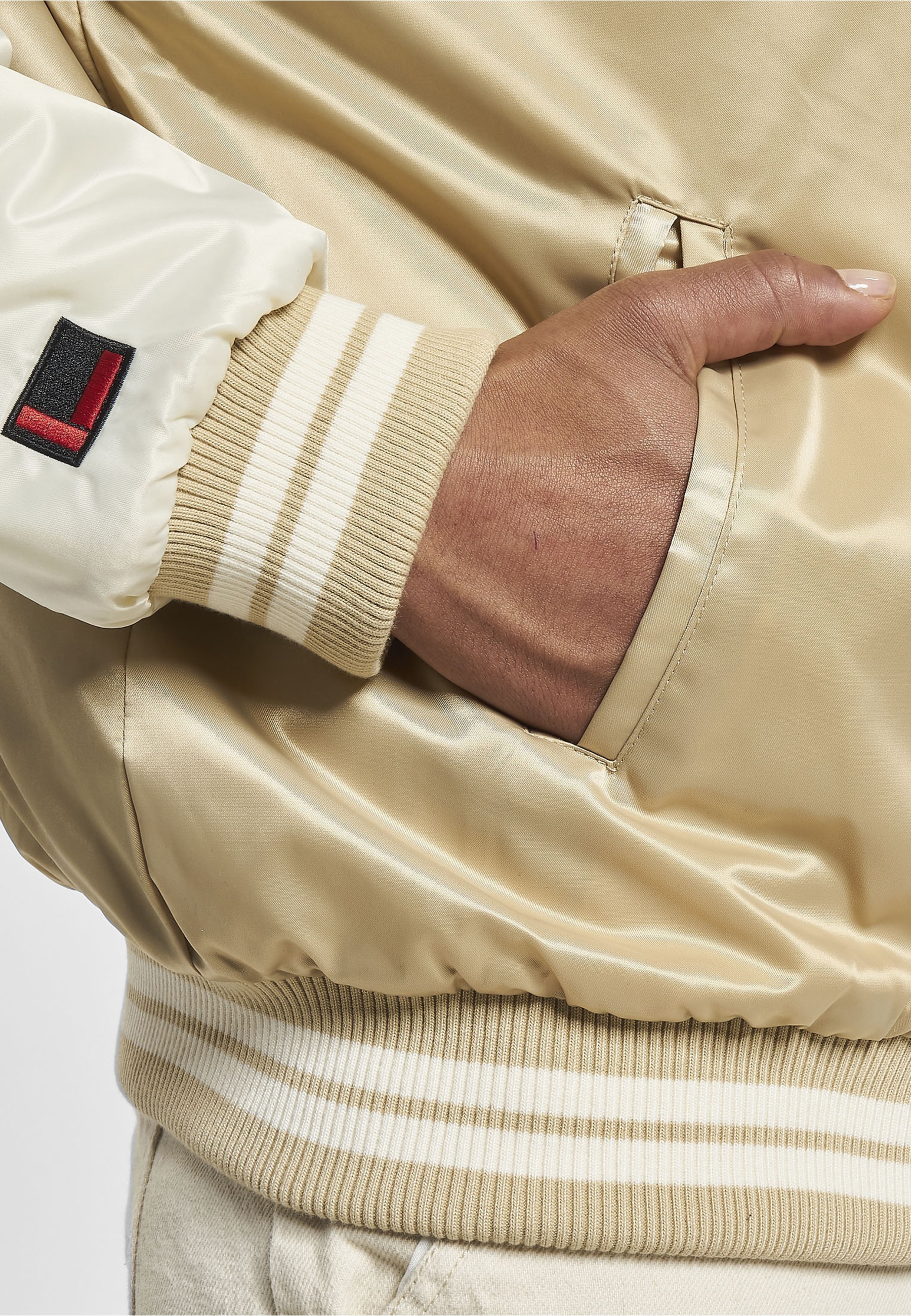 Fubu Collegejacke »Fubu Herren FM231-003-2 FUBU College Shiny Varsity Jacket« 1 Stk. tlg. ohne Kapuze