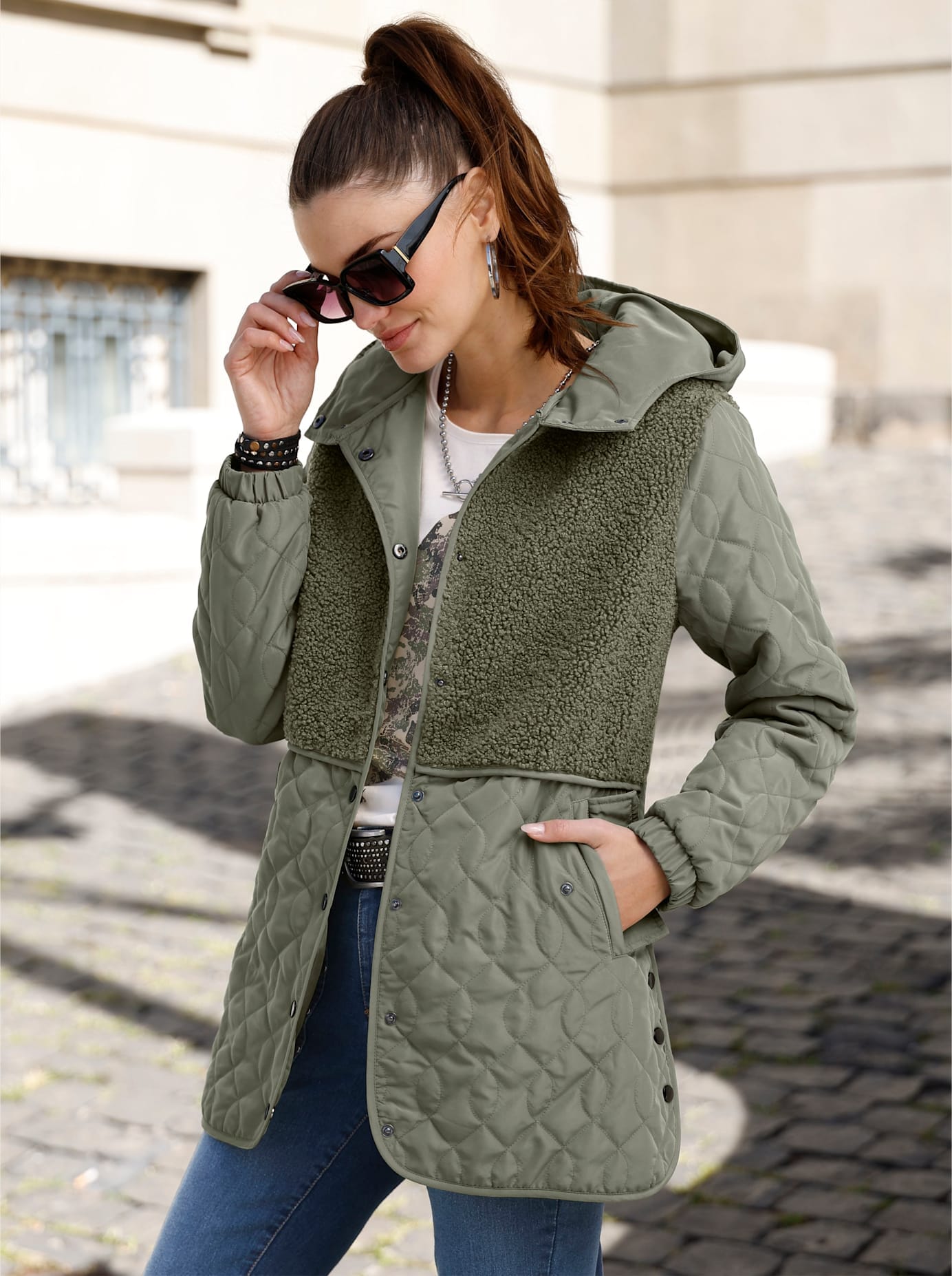 Classic Basics Steppjacke, mit Kapuze günstig online kaufen