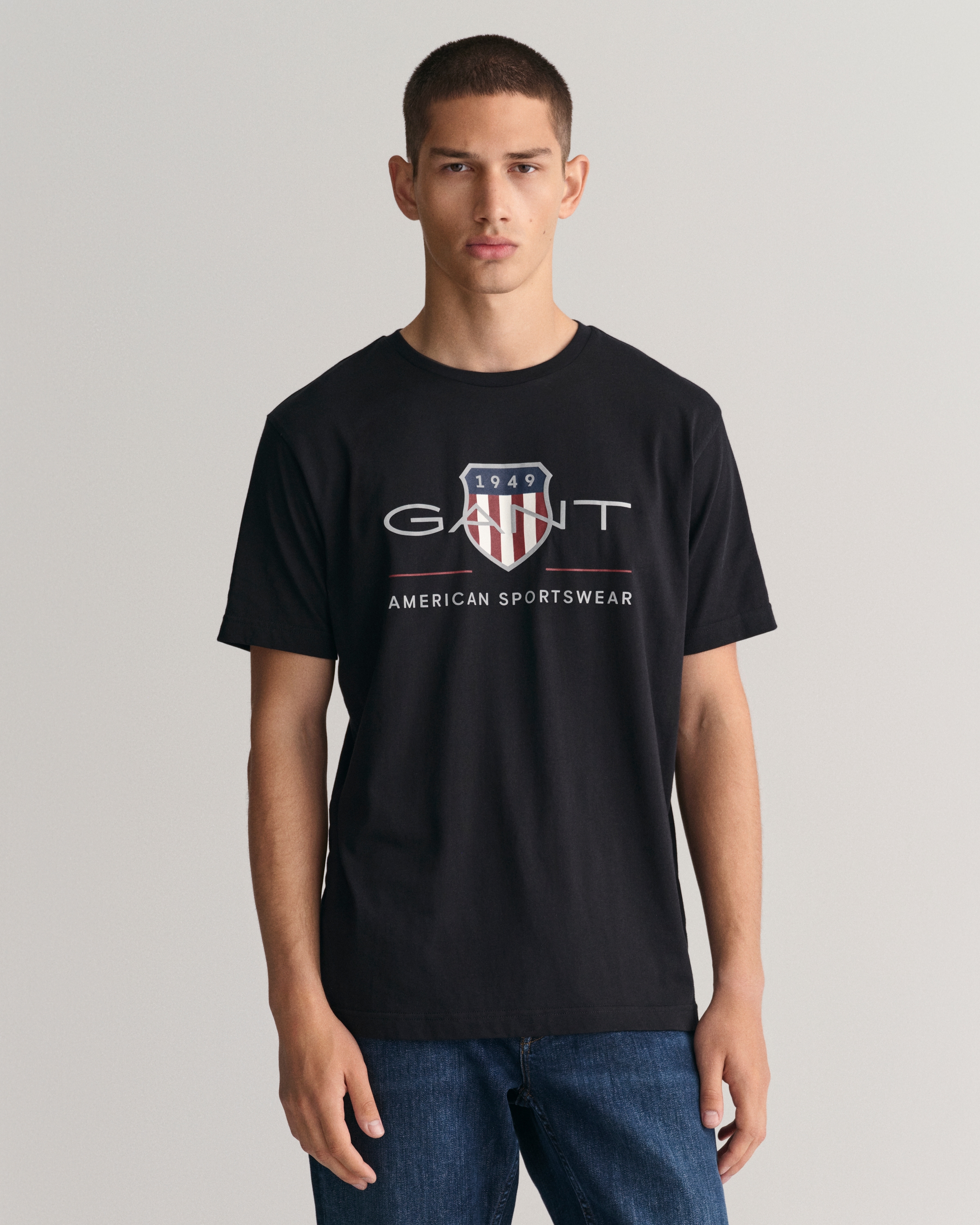 Gant "REG ARCHIVE SHIELD SS T-SHIRT" mit Logodruck auf der Brust günstig online kaufen