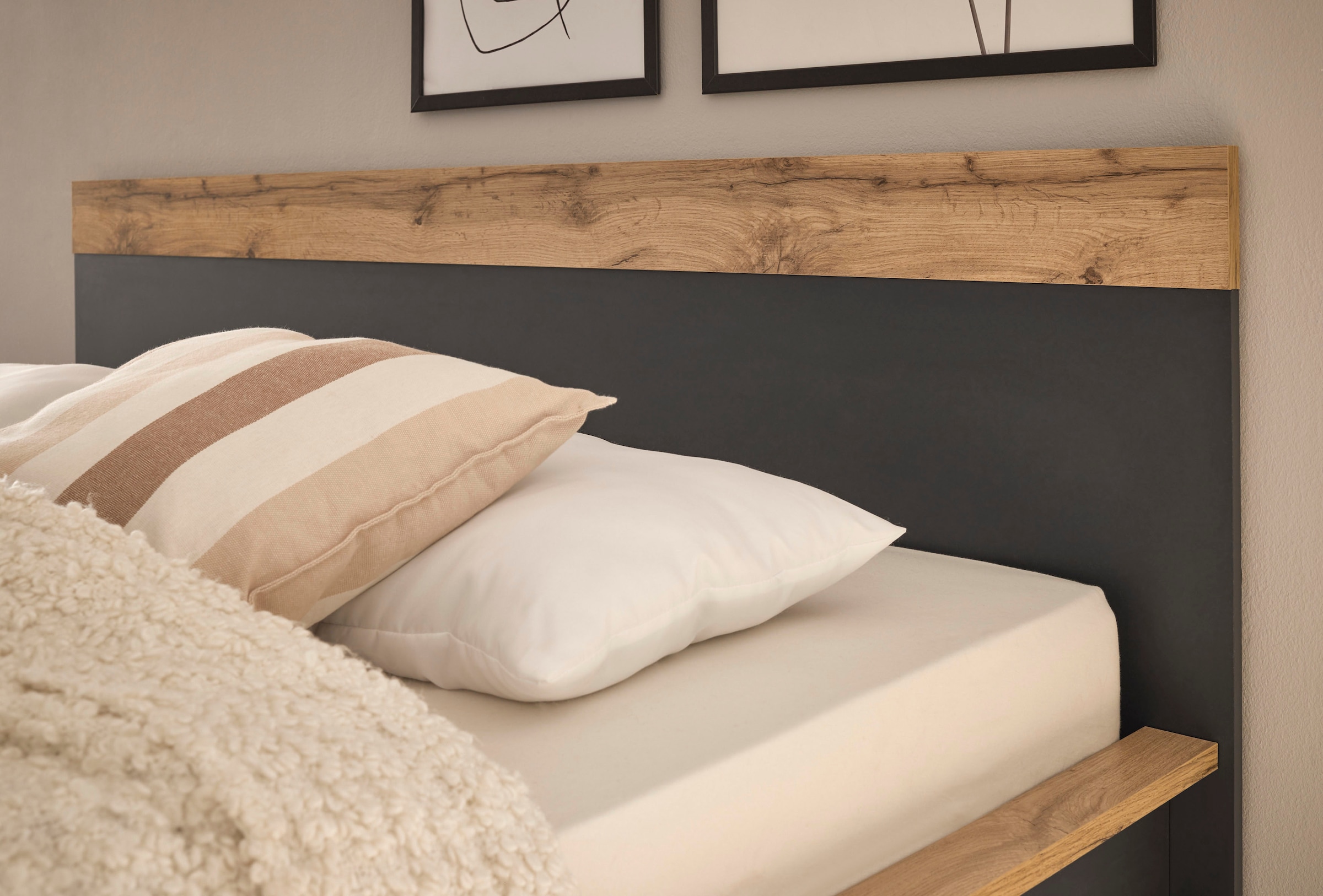 Home affaire Schlafzimmer-Set »Westminster«, Bett Liegefläche 180/200cm und 2 Nachtkommoden