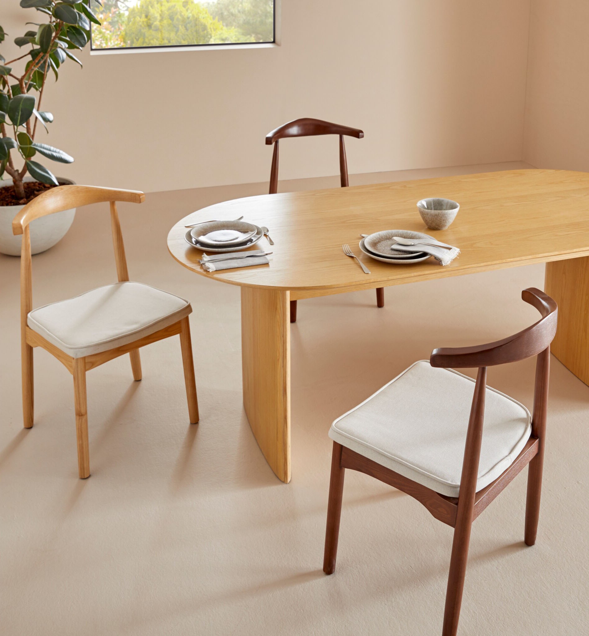 LeGer Home by Lena Gercke Esszimmerstuhl »Rianne«, (Set), 2 St., Gestellrahmen aus massivem Eschenholz, Sitzfläche mit Webstoffkissen