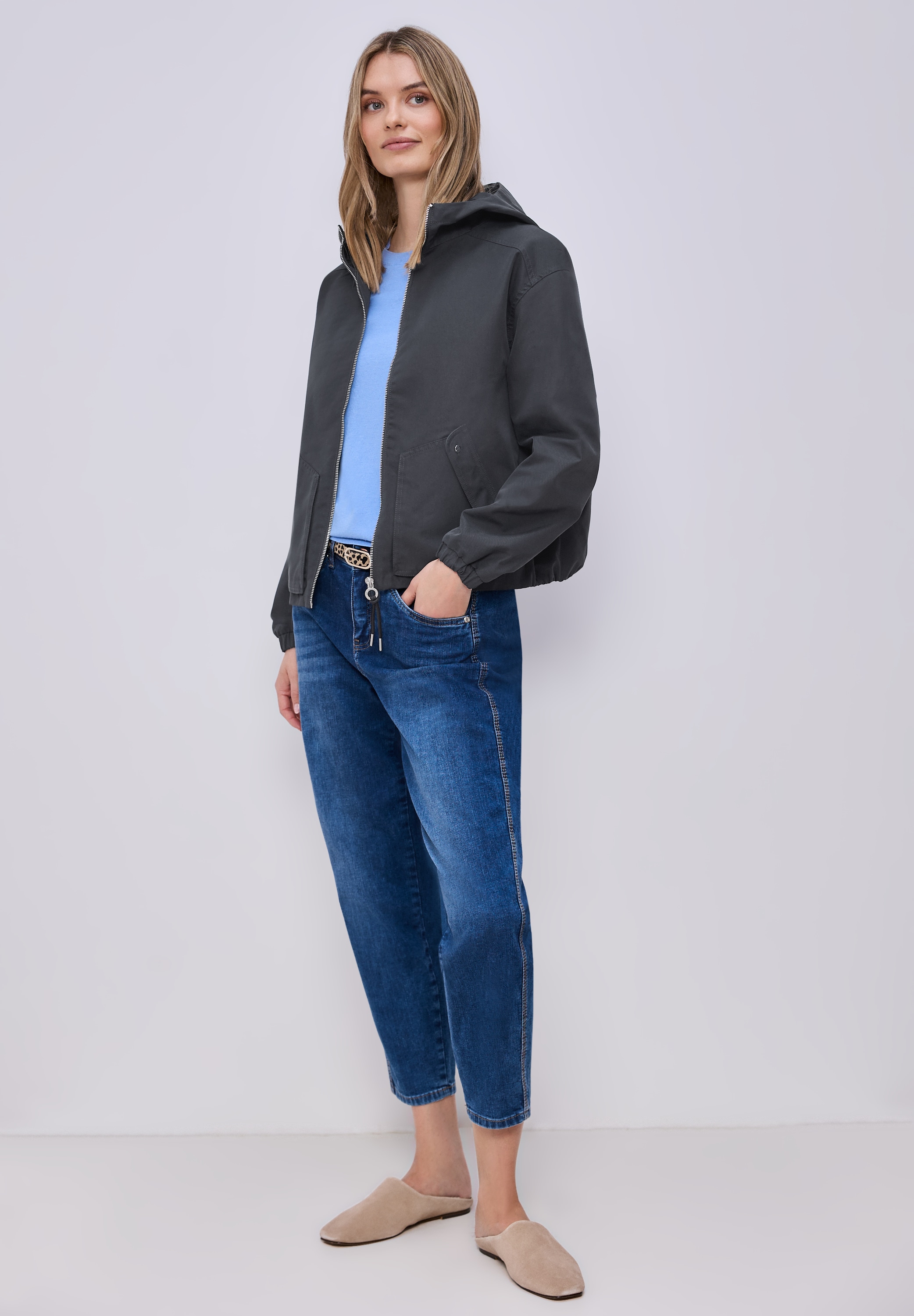 STREET ONE Kurzjacke mit Kapuze im soften Baumwoll-Mix