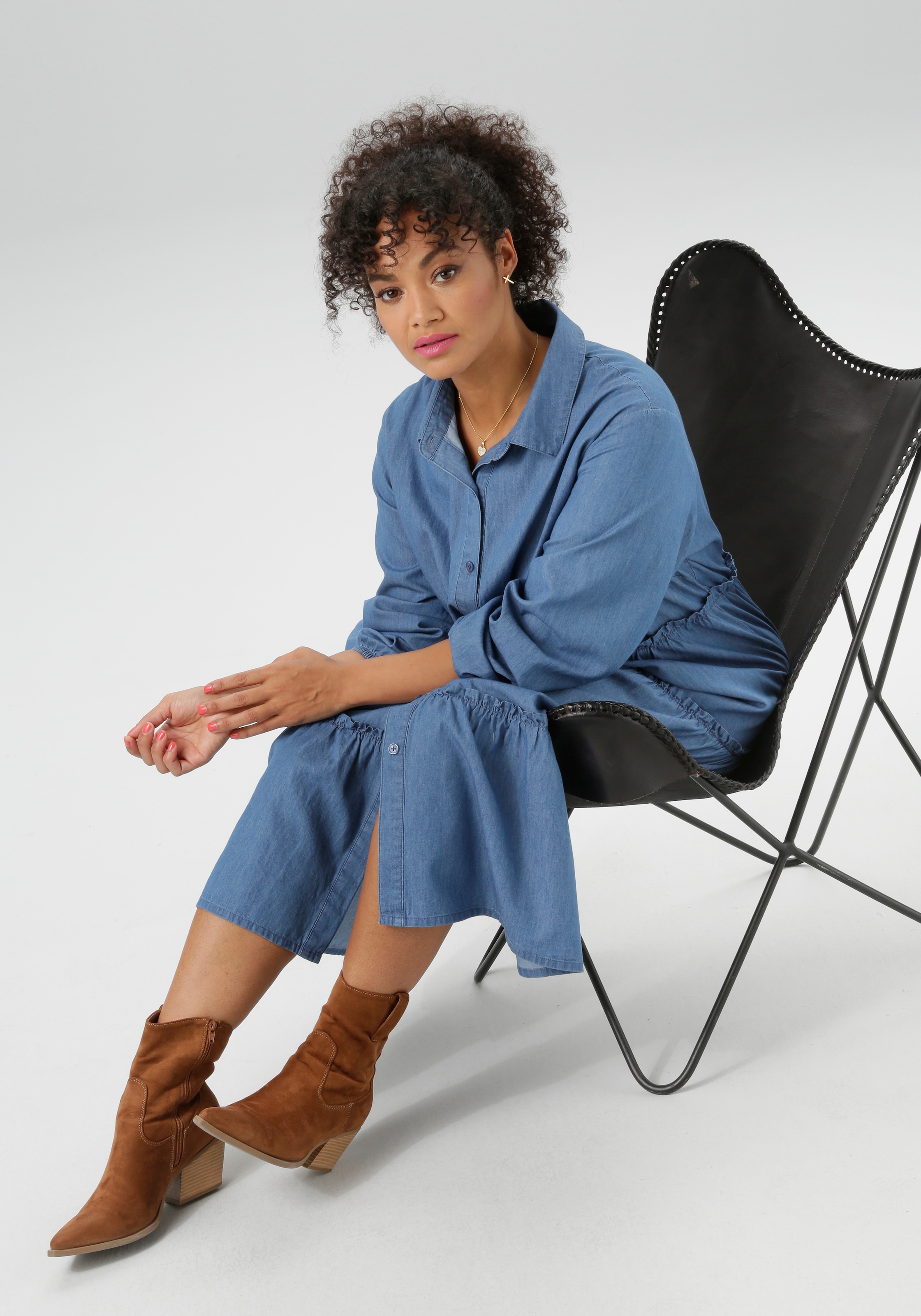 Aniston PLUS Jeanskleid, in Denimqualität - NEUE KOLLEKTION