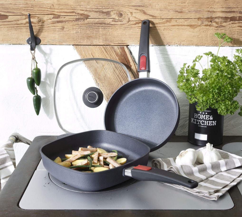 WOLL Pfannen-Set "MADE IN GERMANY - Diamond Lite" Aluminiumguss Set, 1x Eckpfanne mit Deckel 26x26 cm, 1x Bratpfanne Ø 24 cm, 3 tlg. Induktion