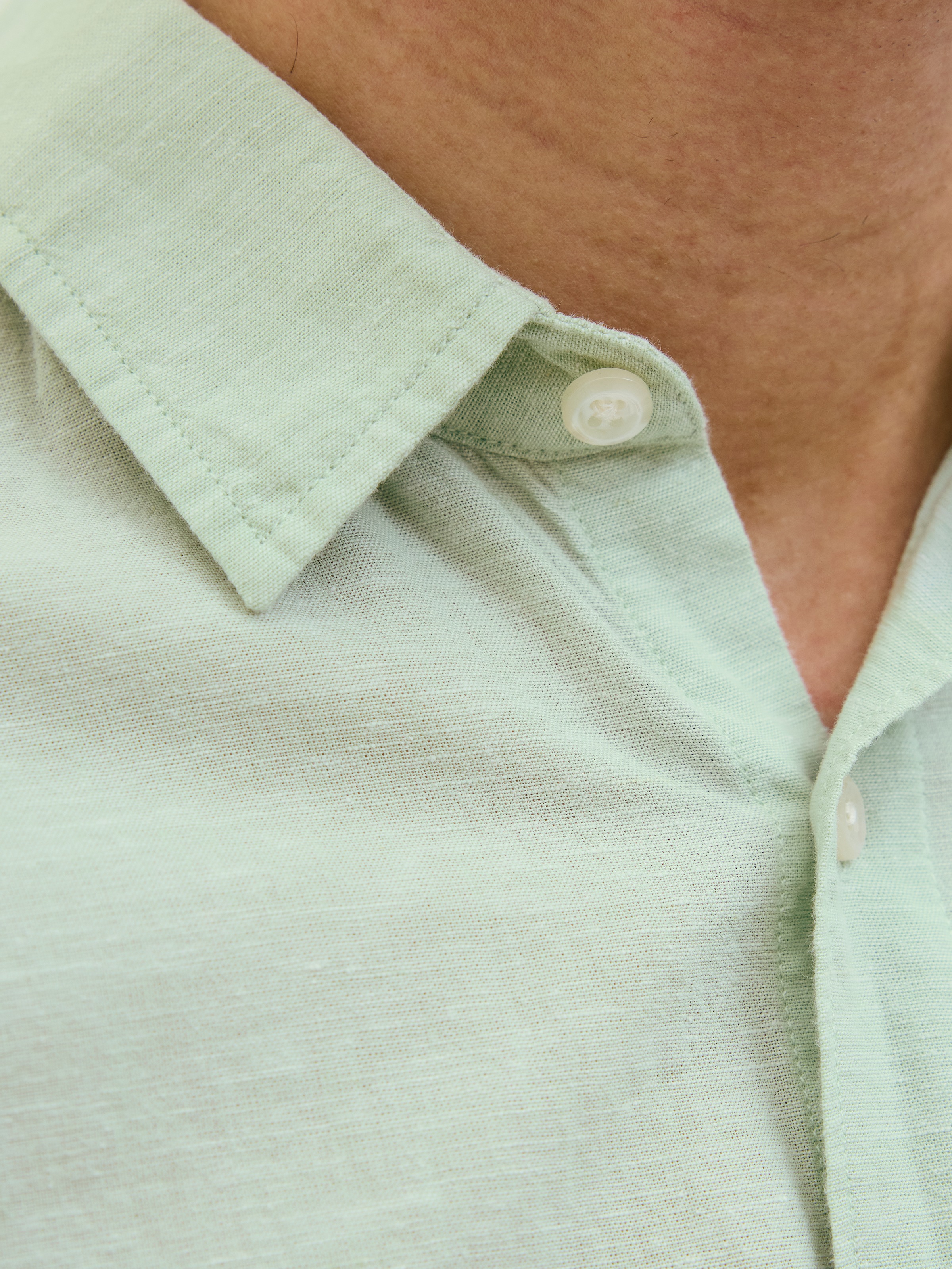 Jack & Jones Kurzarmhemd »JJEBREEZE SHIRT SS SN«, mit Hemdkragen