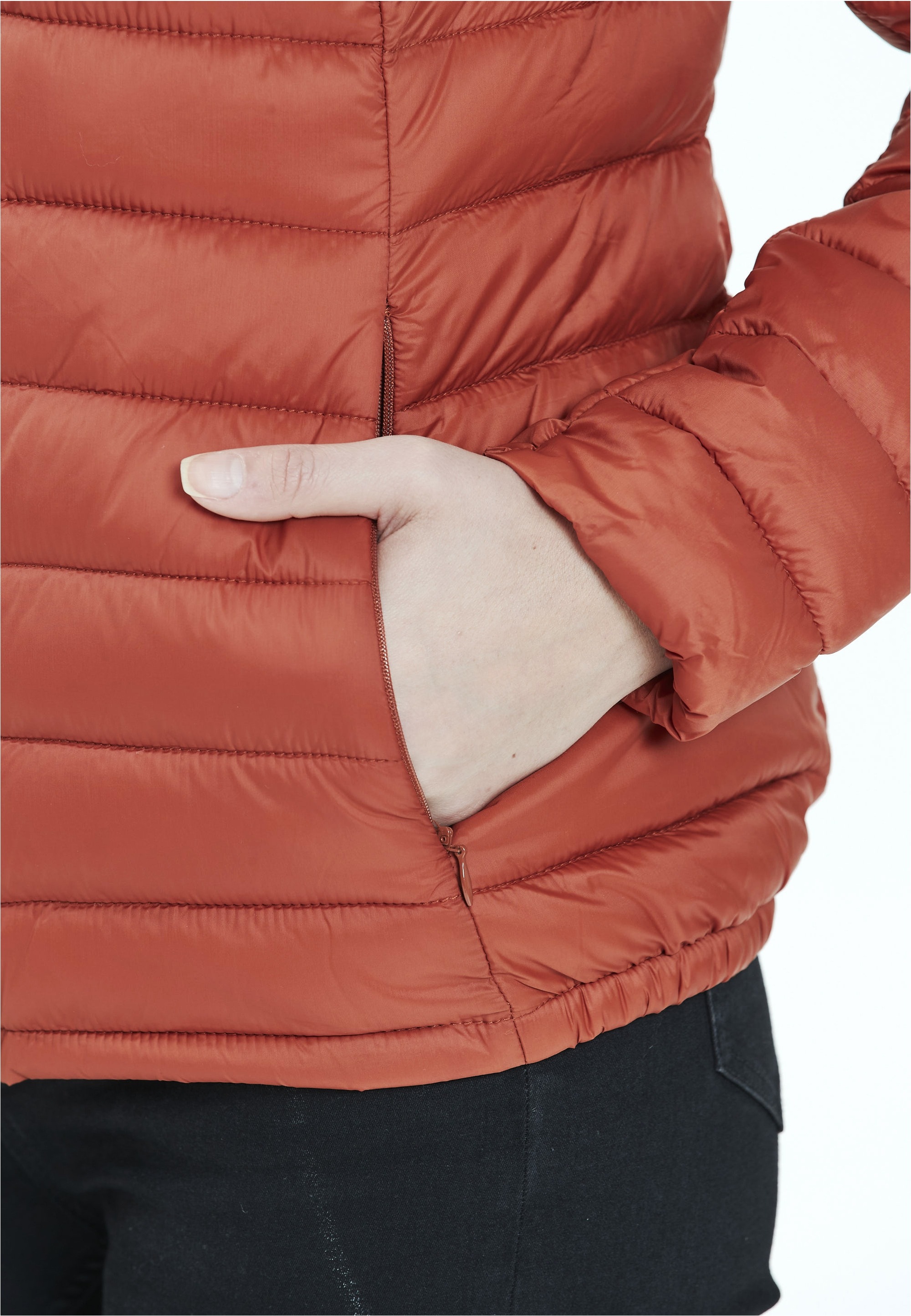 WHISTLER Steppjacke »Tepic W Pro-lite«, mit Kinnschutz und kuscheliger Wattierung