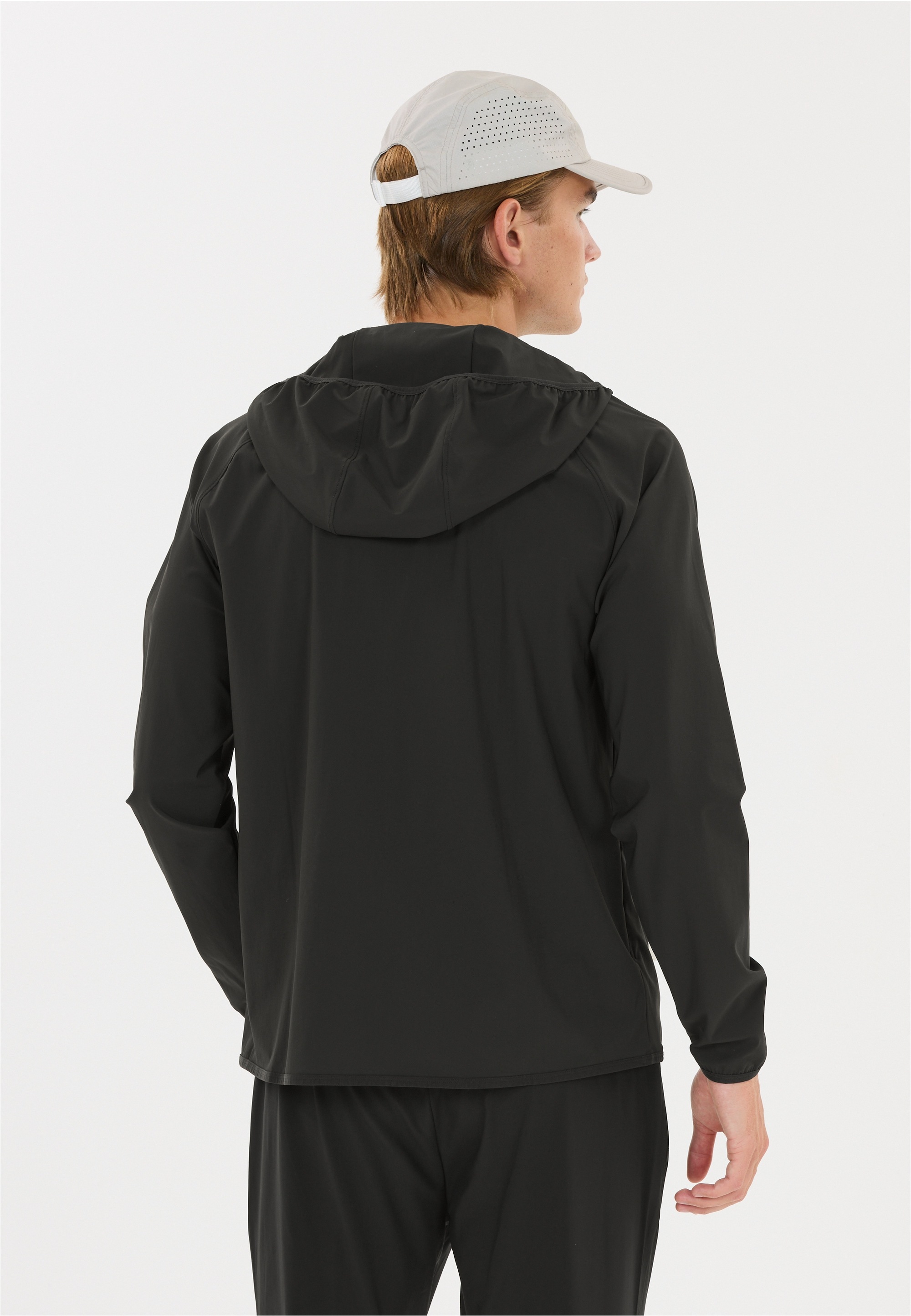 Virtus Trainingsjacke »Alonso V2« mit feuchtigkeitsregulierender Funktion