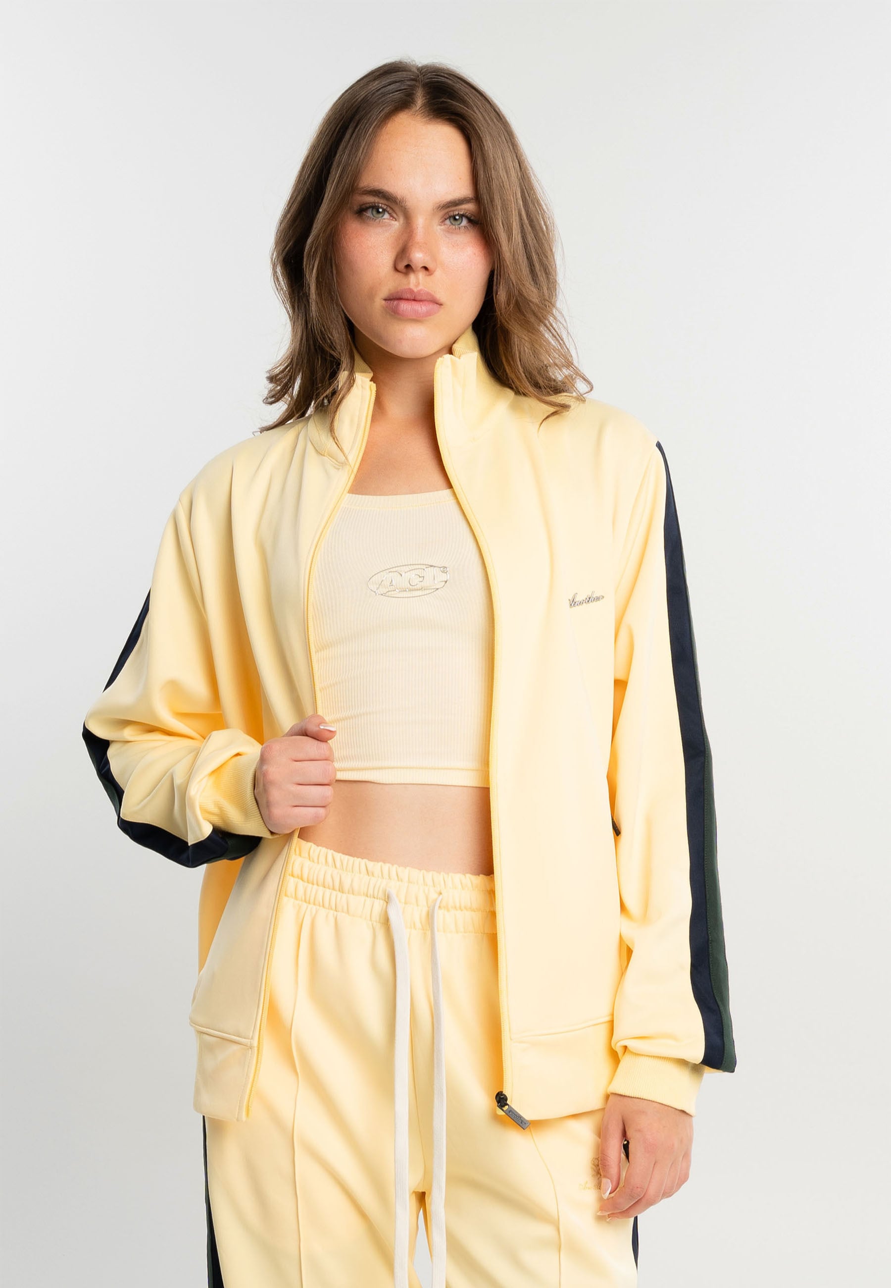 Another Cotton Lab Outdoorjacke »Another Cotton Lab Everyday Regular Track Jacket« 1 Stk. tlg. ohne Kapuze
