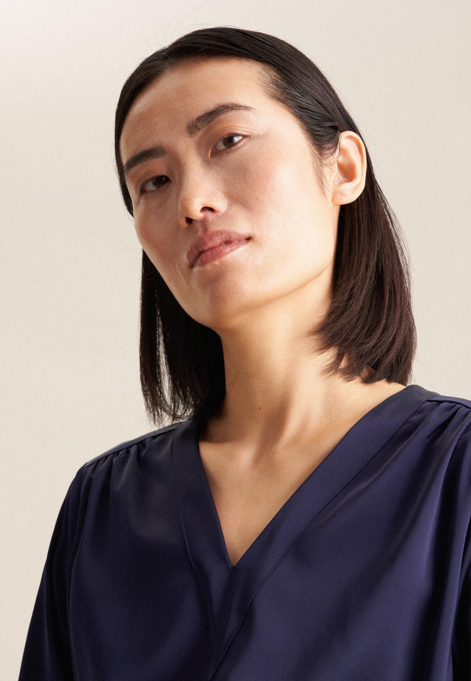 Thumbnail - seidensticker Sommerkleid "Schwarze Rose", Langarm V-Neck Uni