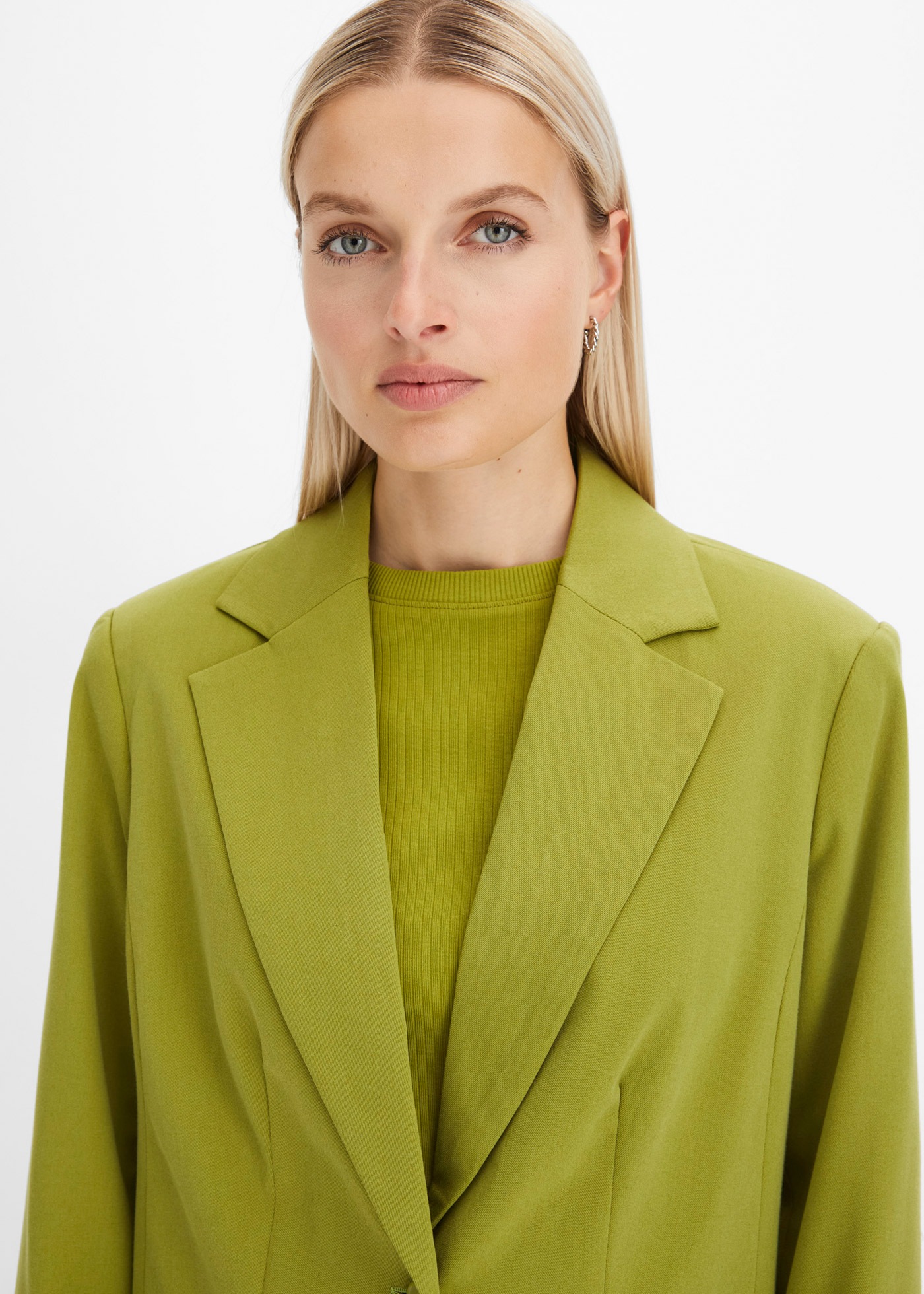 Thumbnail - bonprix Longblazer Oversized Passform, 2-Knopfverschluß, Einreiher, Klappentaschen