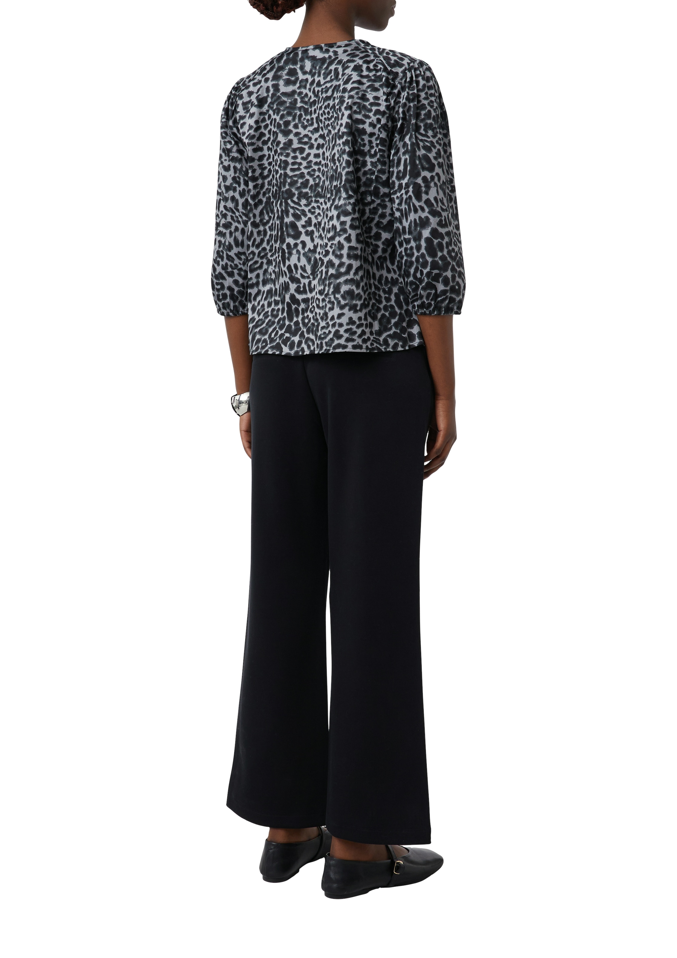 Comma Klassische Bluse, mit All-Over-Leo Print