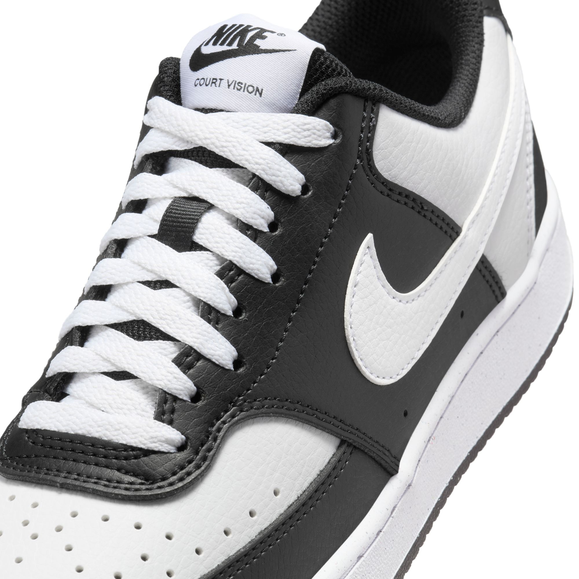Nike Sportswear Sneaker »Court Vision Low Next Nature«  inspiriert vom Design des Nike Air Force