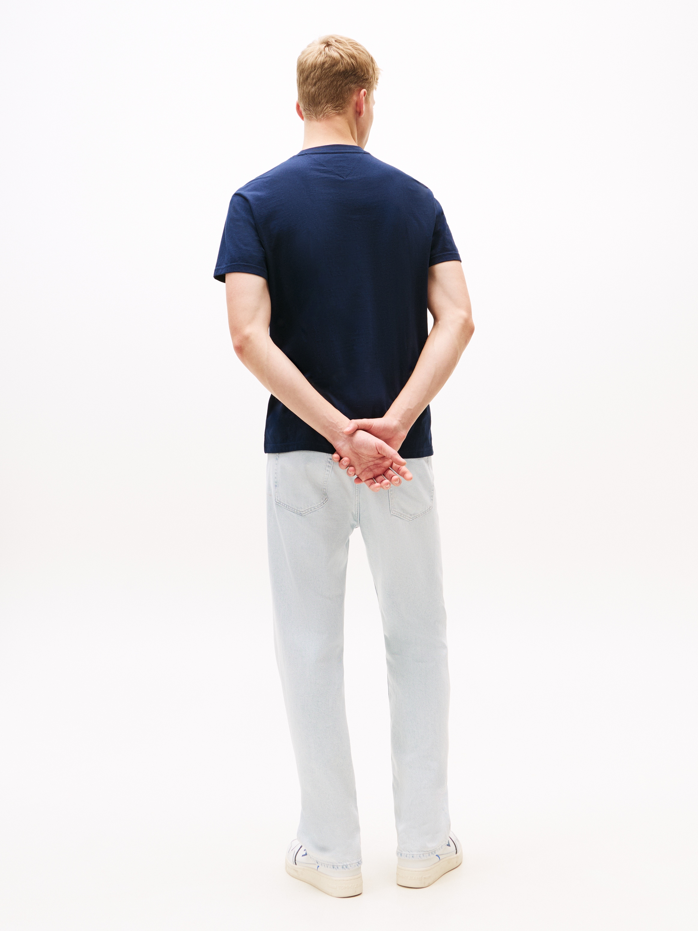 Tommy Jeans T-Shirt »TJM REG FLAG LINEAR SS TEE EXT«, Mit Rundhalsausschnitt