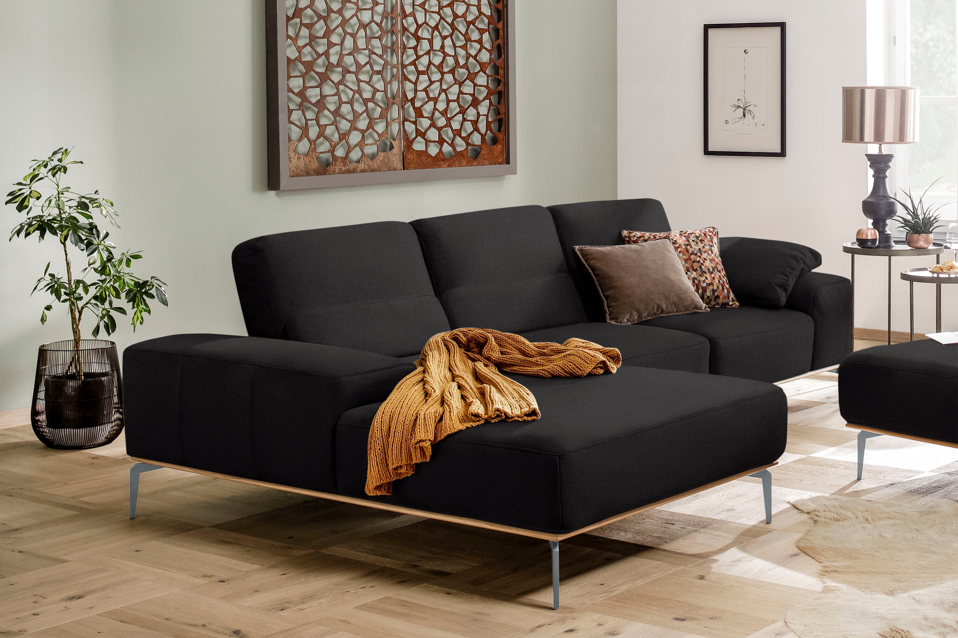 W.SCHILLIG Ecksofa "run, Designsofa mit tollem Sitzkomfort, bequem, Breite 299cm, L-Form" mit elegantem Holzsockel, Füße in Silber matt, Breite 299 cm