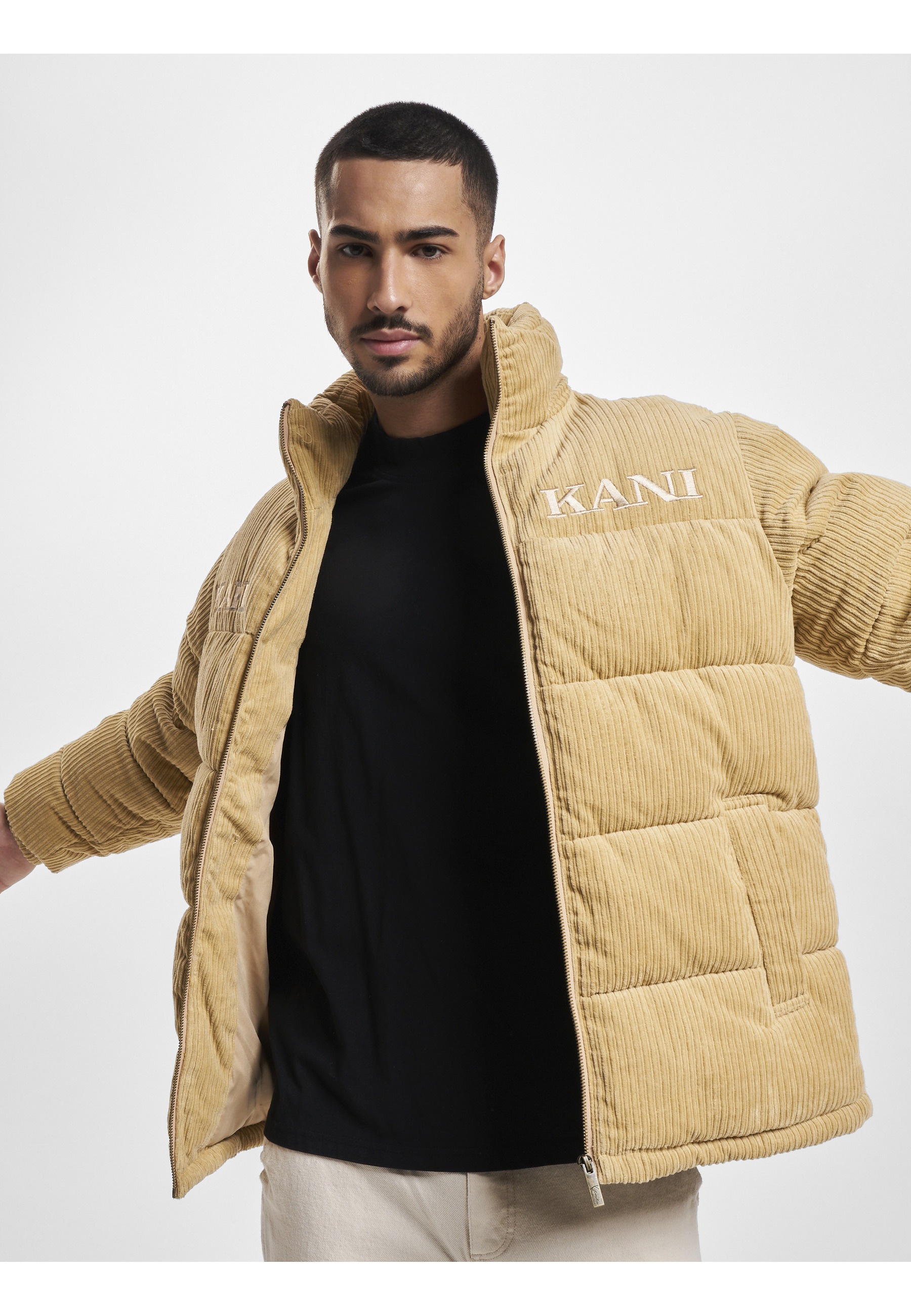 Karl Kani Winterjacke »Karl Kani Unisex KM233-038-2 KK Retro Corduroy Puffer Jacket« 1 Stk. tlg. ohne Kapuze