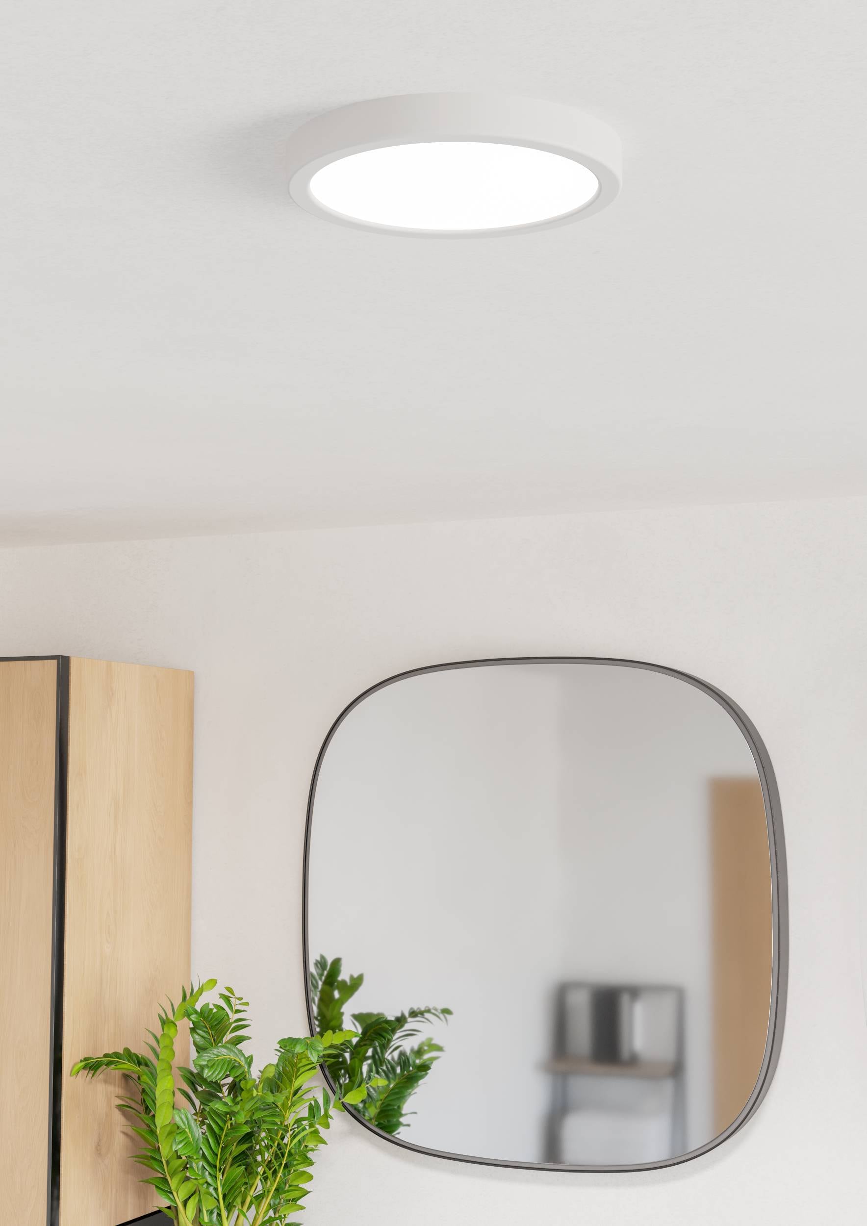 EGLO Aufbauleuchte »Fueva 6 Deckenleuchte, Badlampe Decke, Kunststoff, Deckenbeleuchtung« LED-Modul 1 Stk. Kaltweiß | Neutralweiß | Warmweiß Aufbauleuchte - H2,5 x Ø21,1 cm - weiß - 11,5W inkl.