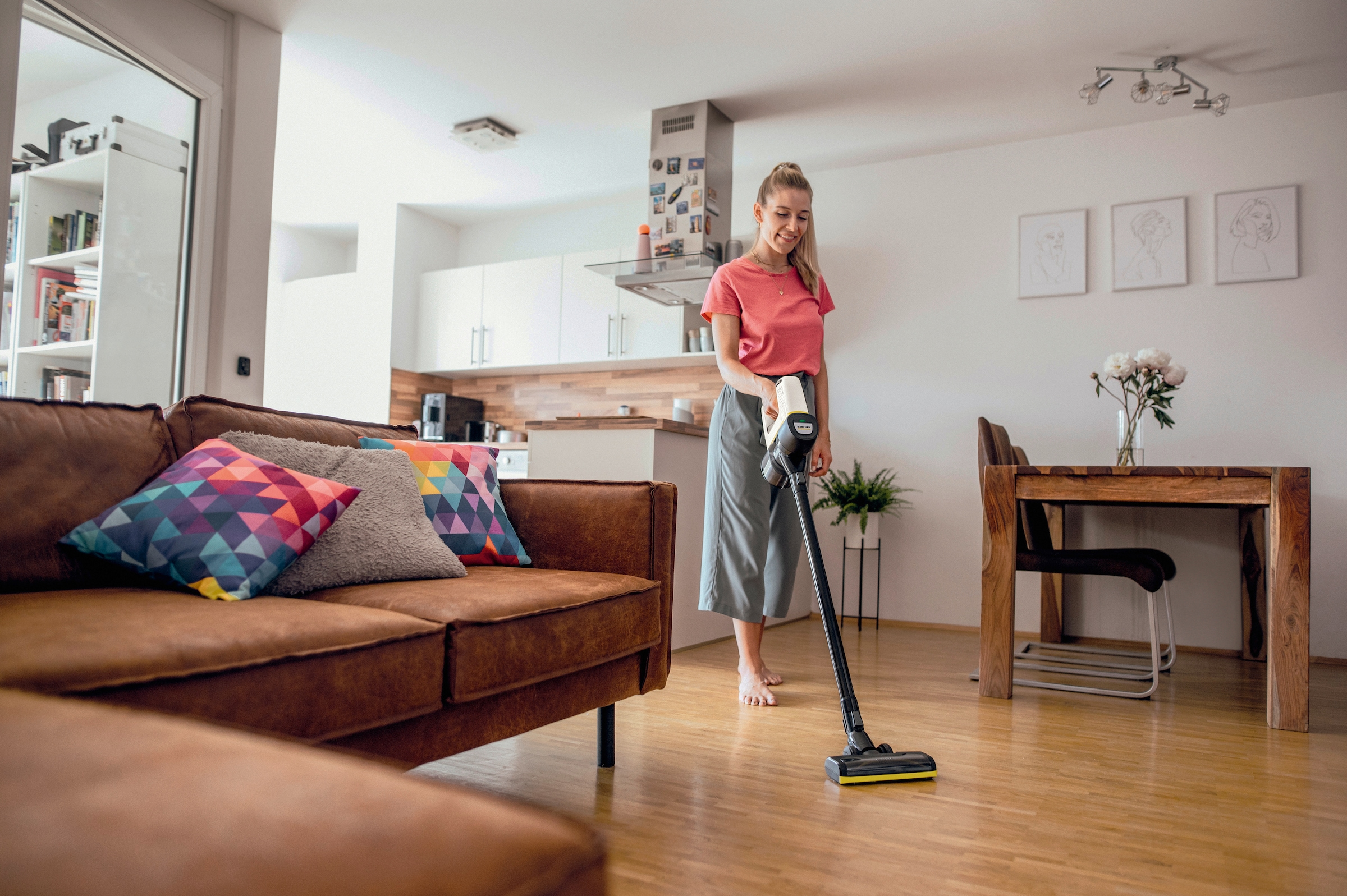 KÄRCHER Akku-Bodenstaubsauger »VC 4 Cordless myHome Pet *EU« eignet sich besonders gut für kleine Haushalte mit Haustieren.