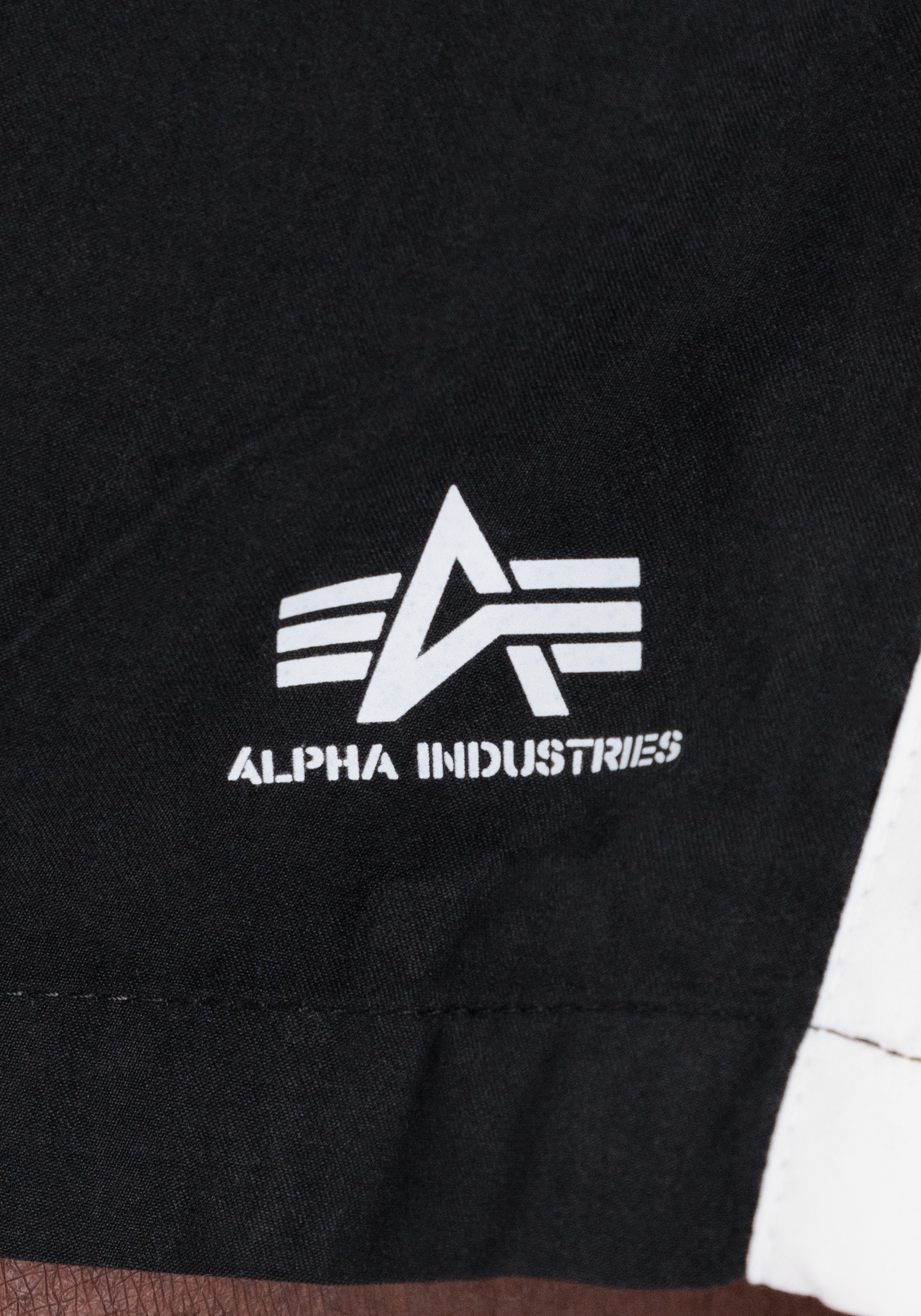 Alpha Industries Shorts »Alpha Industries Men - Beachwear Printed Stripe Swim Short«