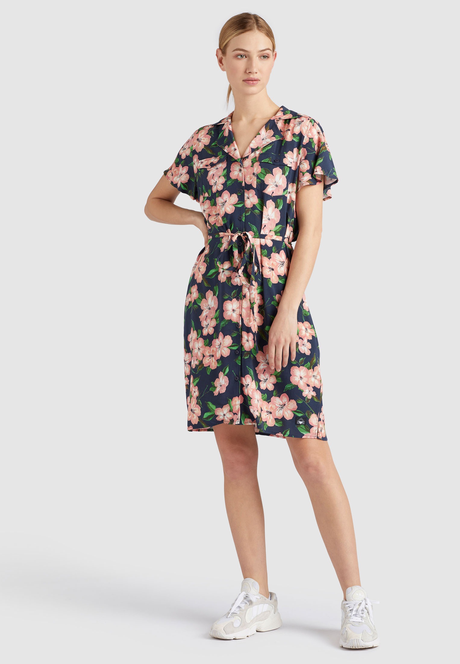 khujo Blusenkleid »khujo Kleid ELIZAVETA«, mit abnehmbarem Stoffgürtel