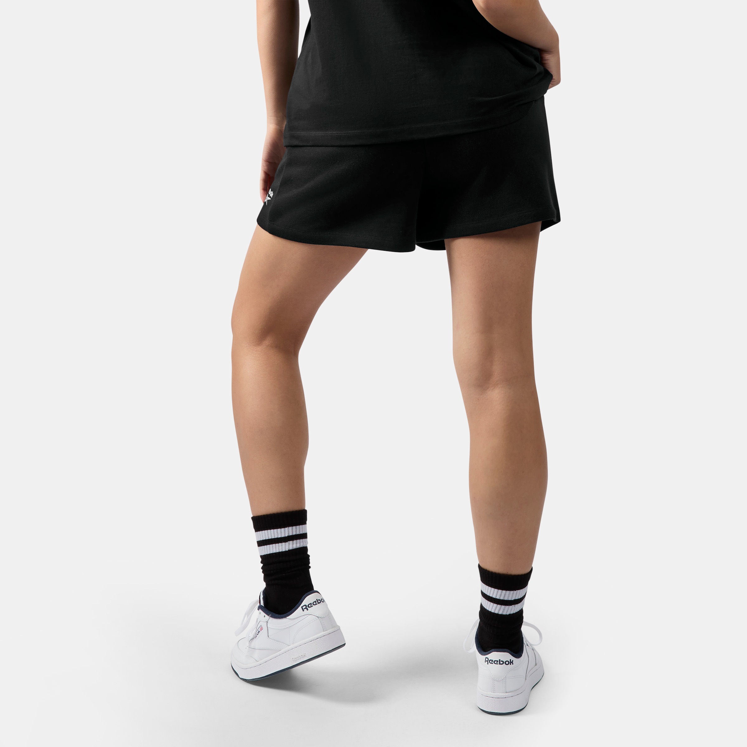 Reebok Sweatshorts "TYLA SHORTS" aus Schleifenfleece, mit Kordeln zur Passf günstig online kaufen