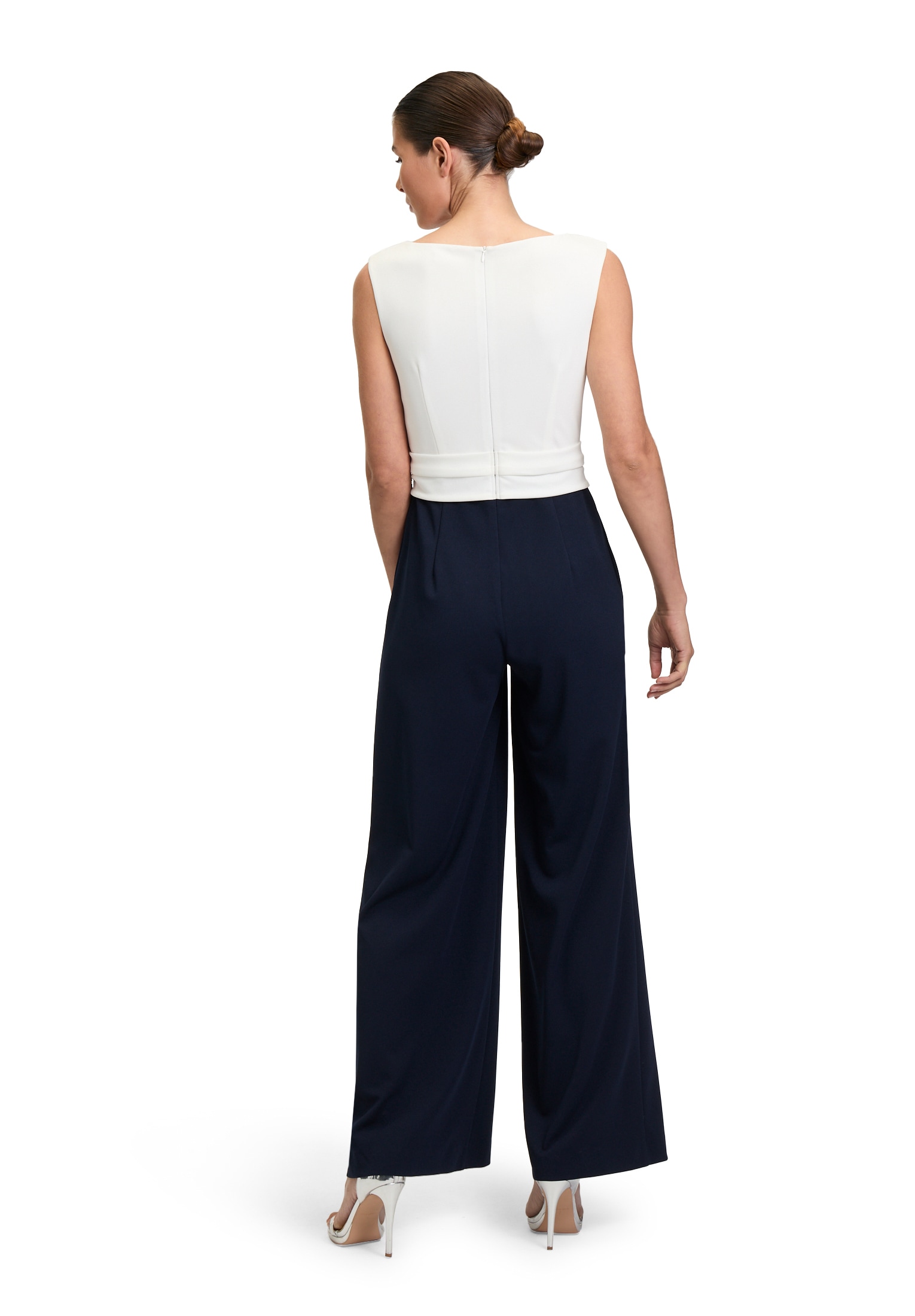 Vera Mont Overall »Vera Mont Jumpsuit mit weitem Bein«, (1 tlg.), Bunddetail