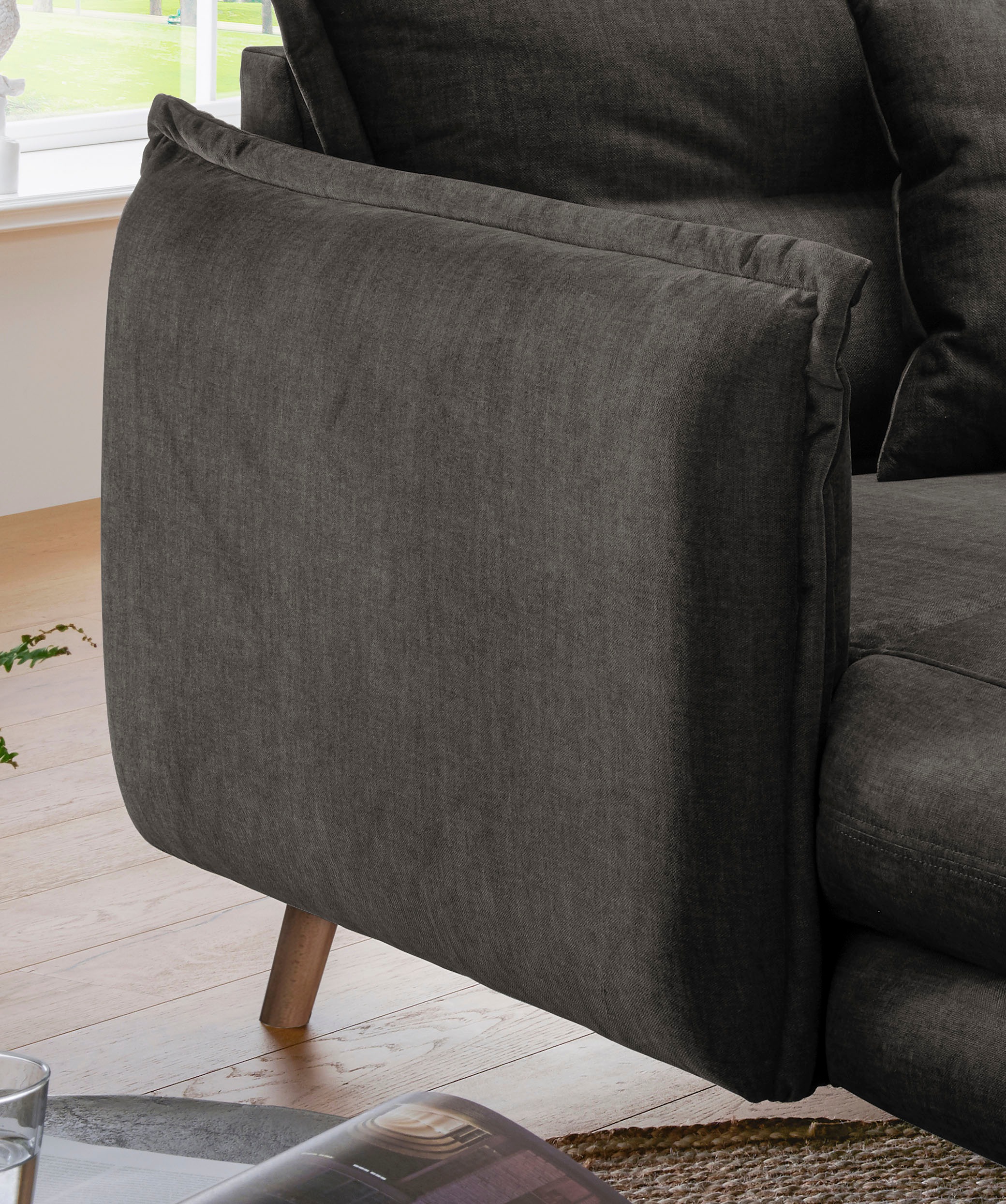 INOSIGN Loveseat »Lazio«, moderner Sessel mit einer bequemen Polsterung, 2 Stk. Zierkissen