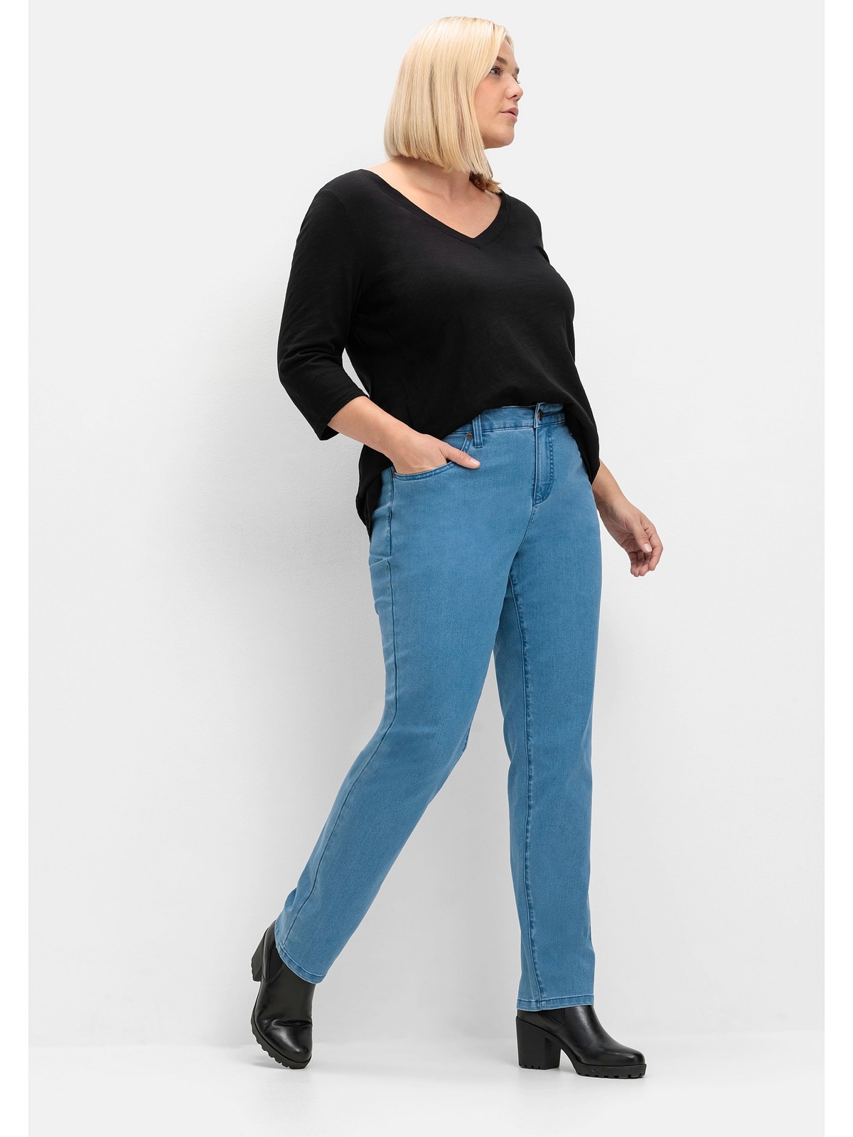 Sheego Stretch-Jeans Größen«, BAUR | »Große im bestellen 5-Pocket-Stil