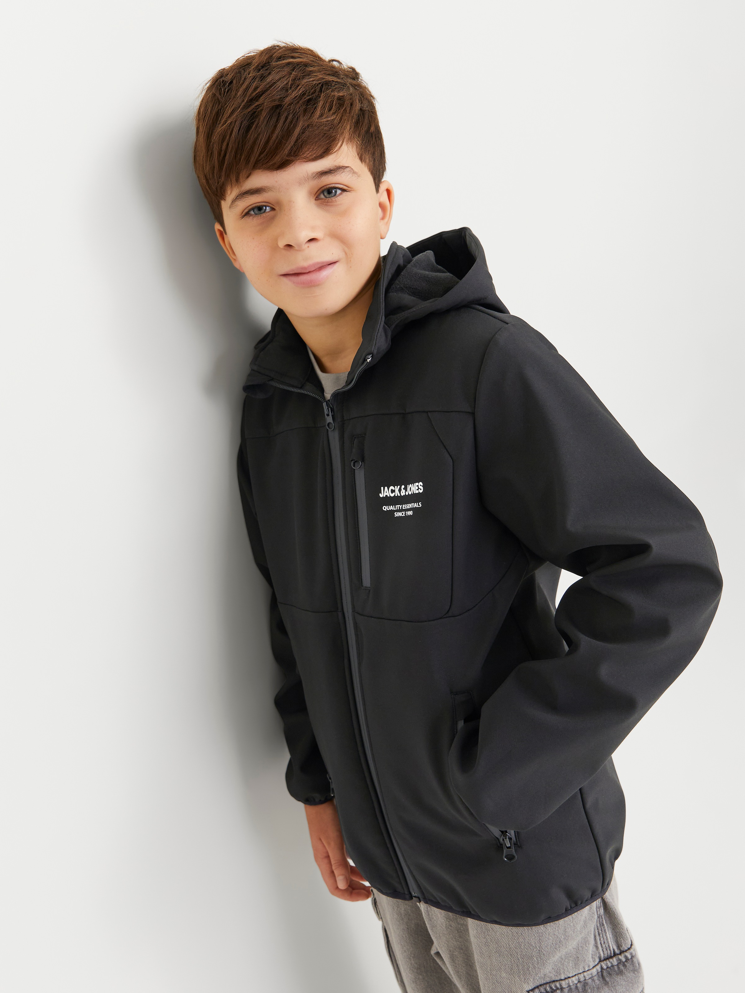 Jack & Jones Junior Softshelljacke »JJTHEO SOFTSHELL JACKET NOOS JNR«, mit Kapuze