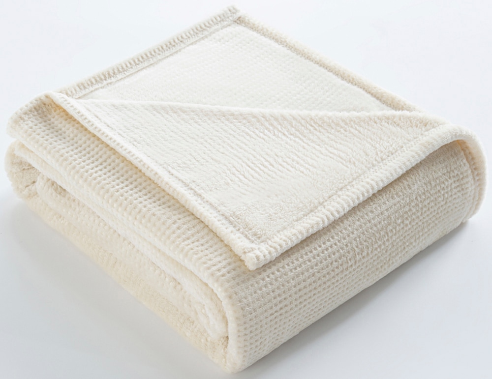 Bruno Banani Wohndecke "Shakira" Weiche Kuscheldecke mit Prägedruck in Waffeloptik, 150x200 cm
