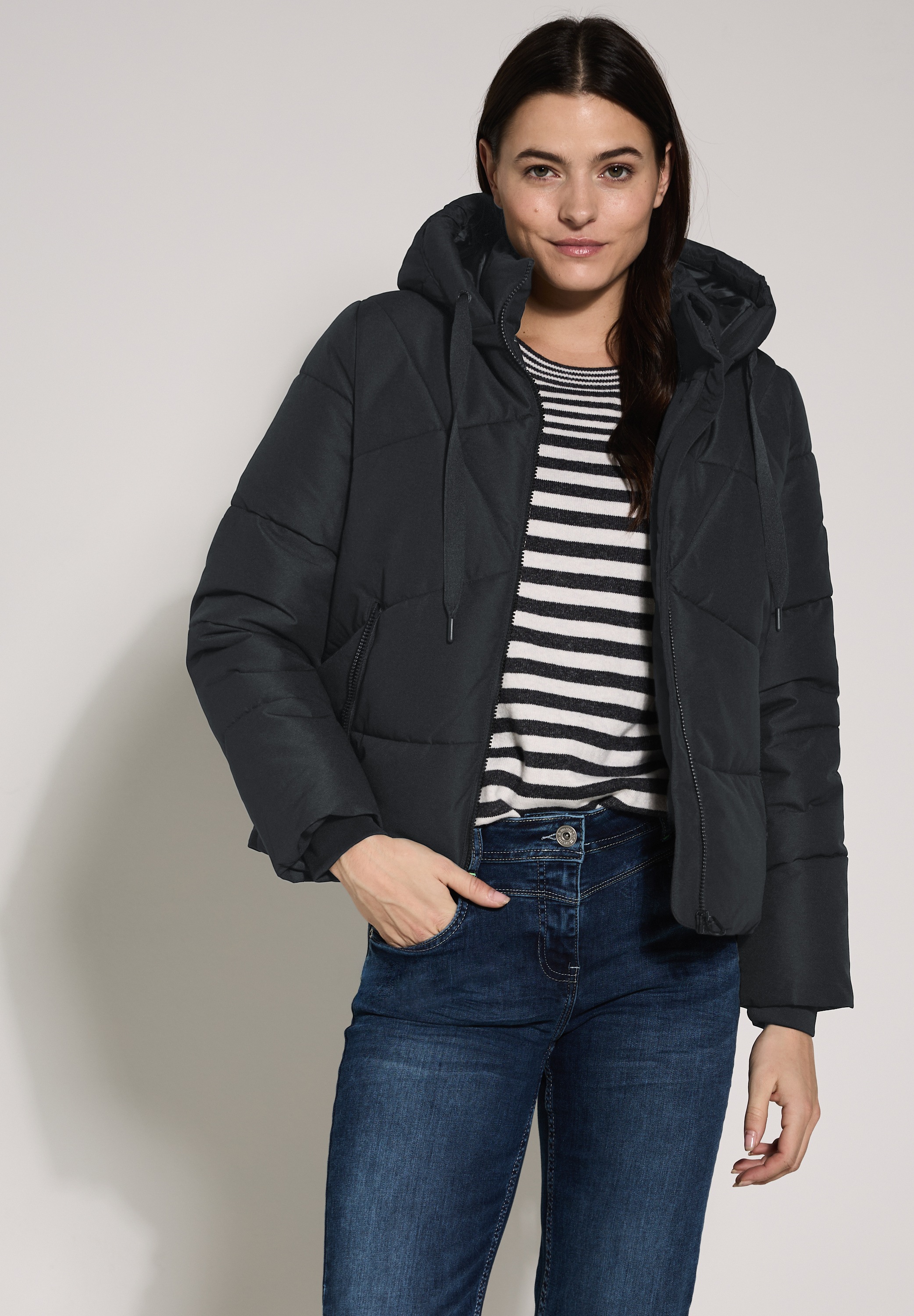 Cecil Steppjacke, mit Kapuze, mit Kapuze
