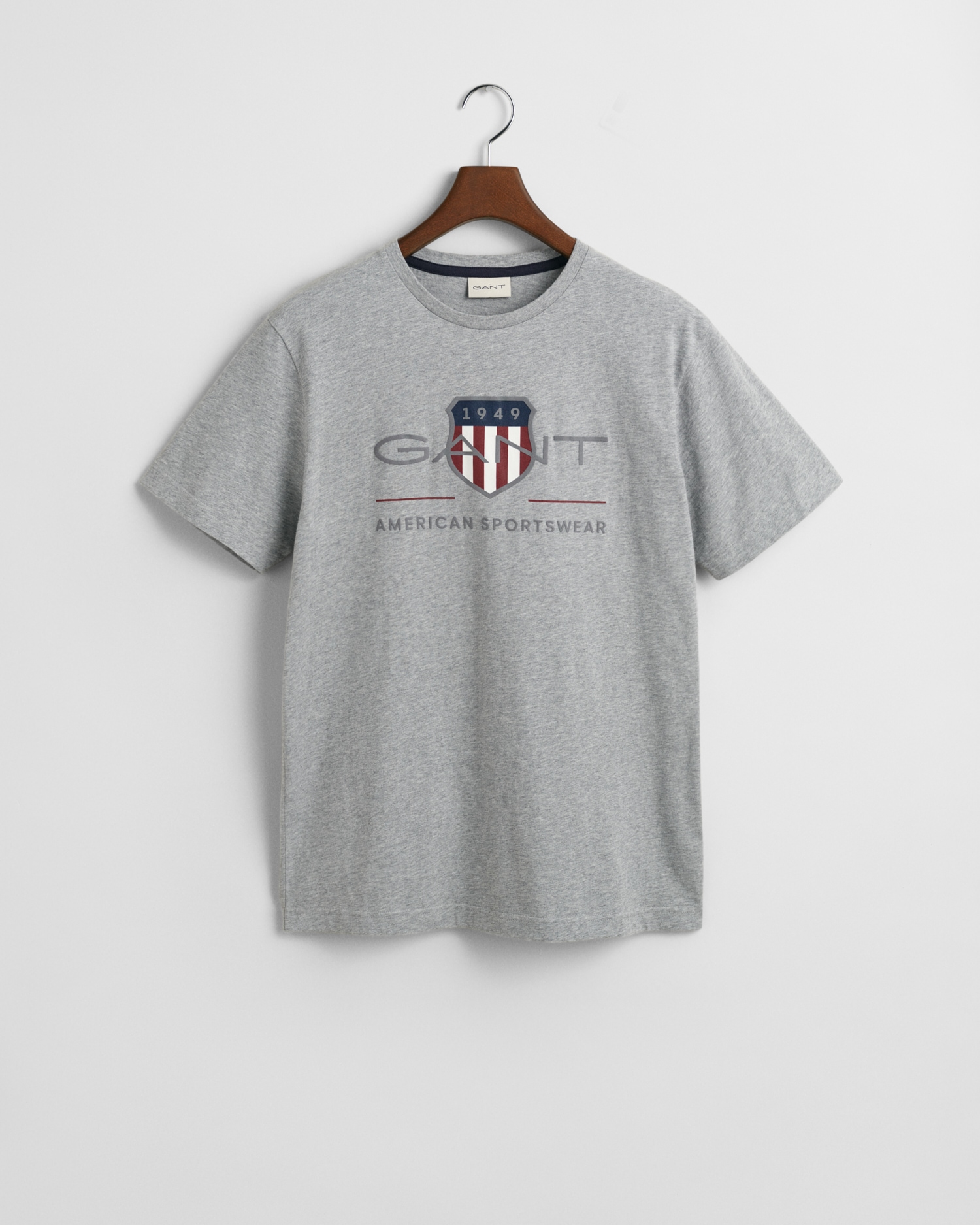 Gant T-Shirt »REG ARCHIVE SHIELD SS T-SHIRT«, mit Logodruck auf der Brust