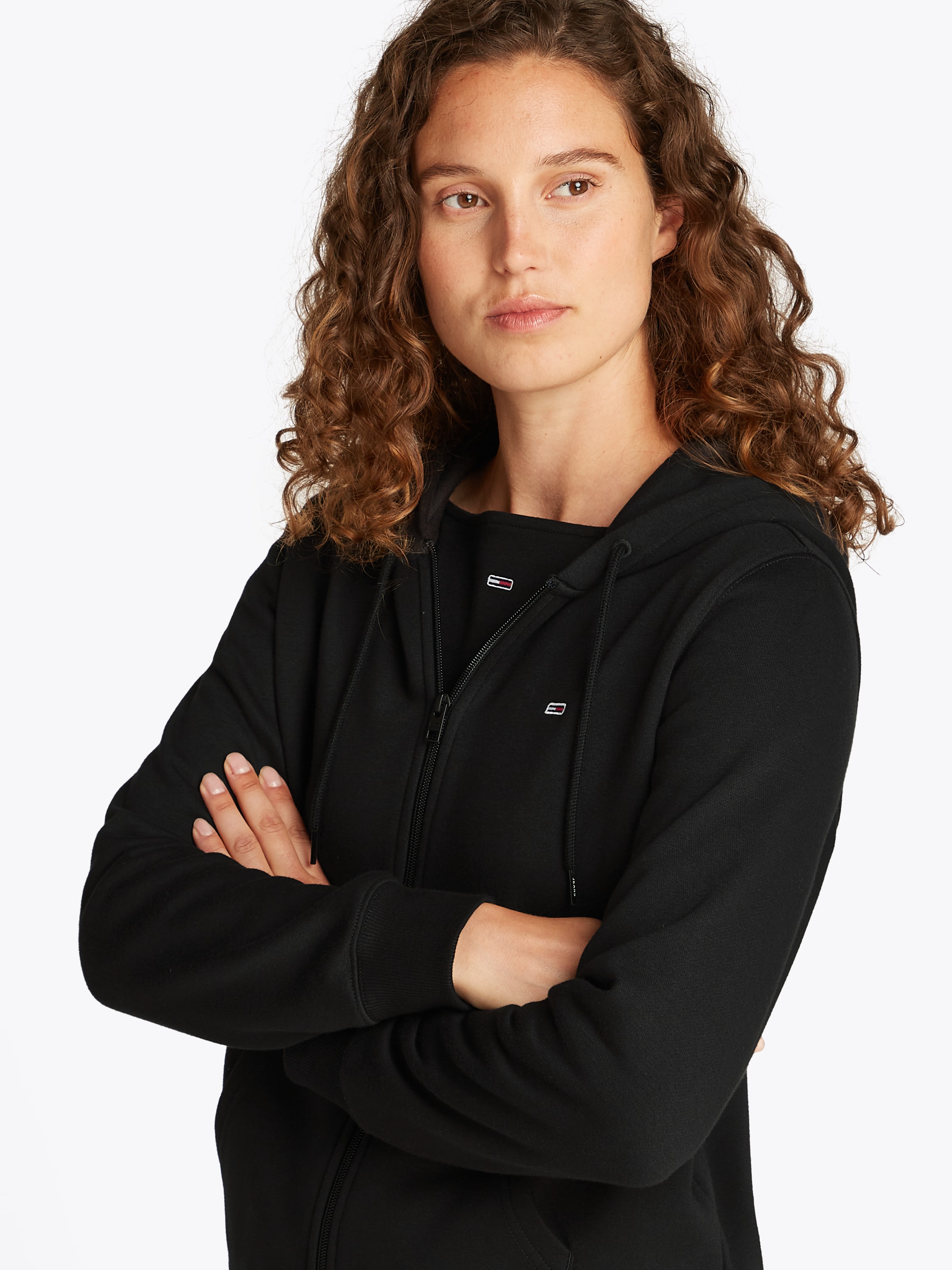 Tommy Jeans Sweatjacke »TJW REG S FLAG ZIP THRU«, mit Logostickerei