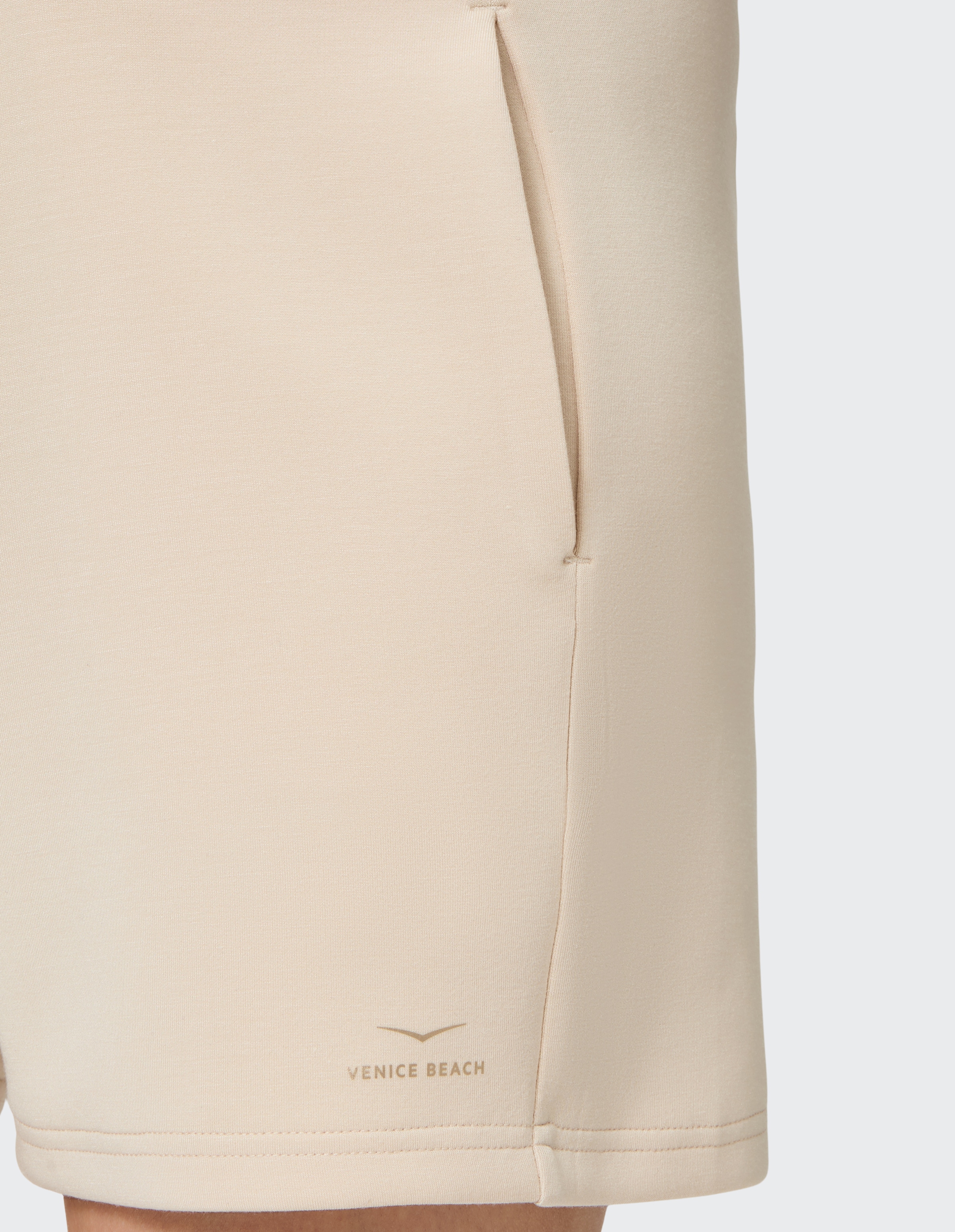 Venice Beach Sweatshorts »SWEATSHORTS HAYLEY«