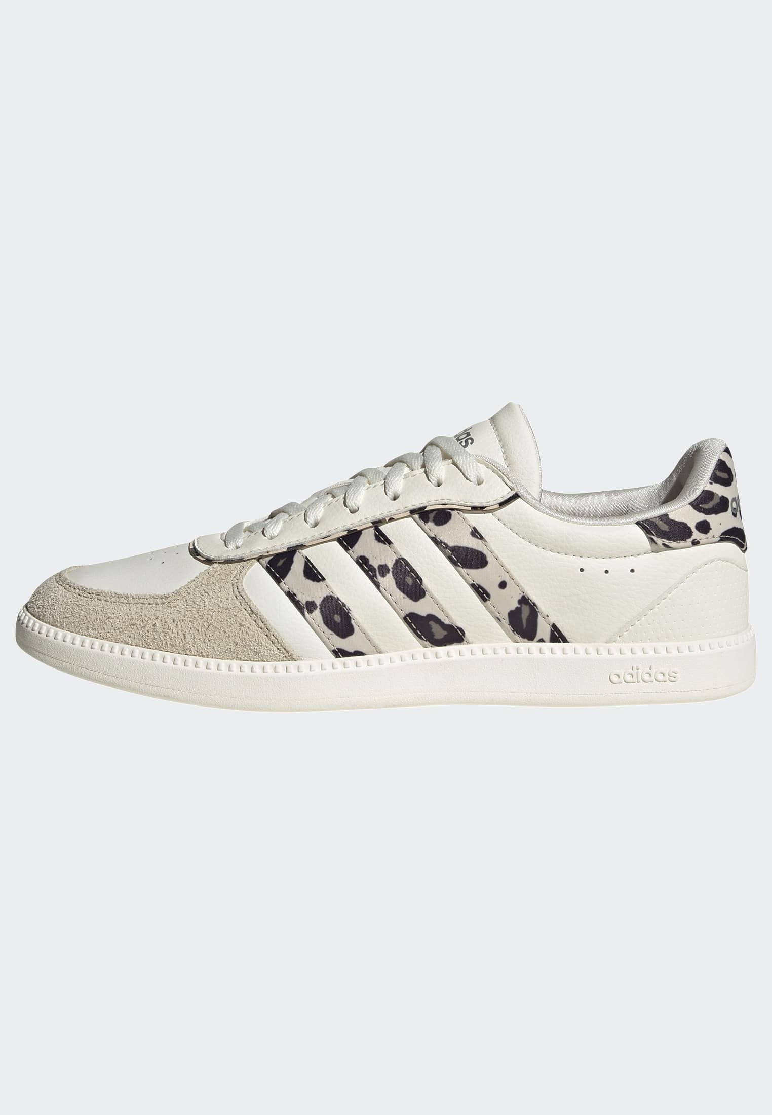 adidas Sportswear Sneaker »BREAKNET SLEEK«  inspiriert vom Design des adidas handball spezial