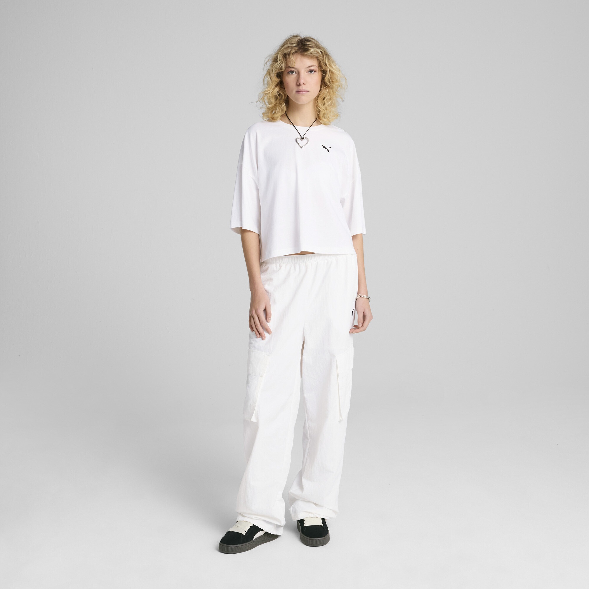 PUMA Sporthose »WARDROBE ESS Cargohose in Relaxed Fit Damen«