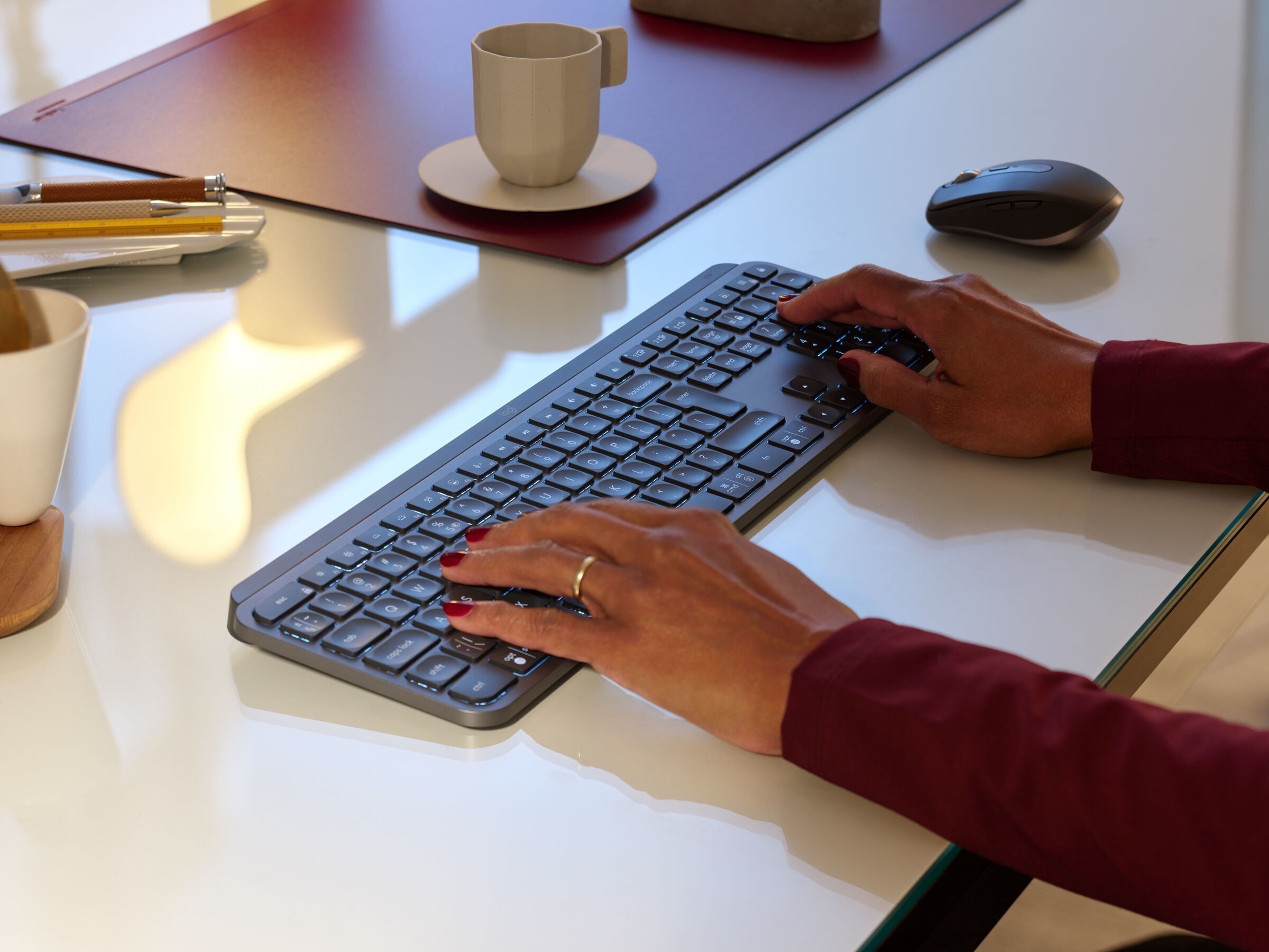 Logitech Tastatur »920-010244«