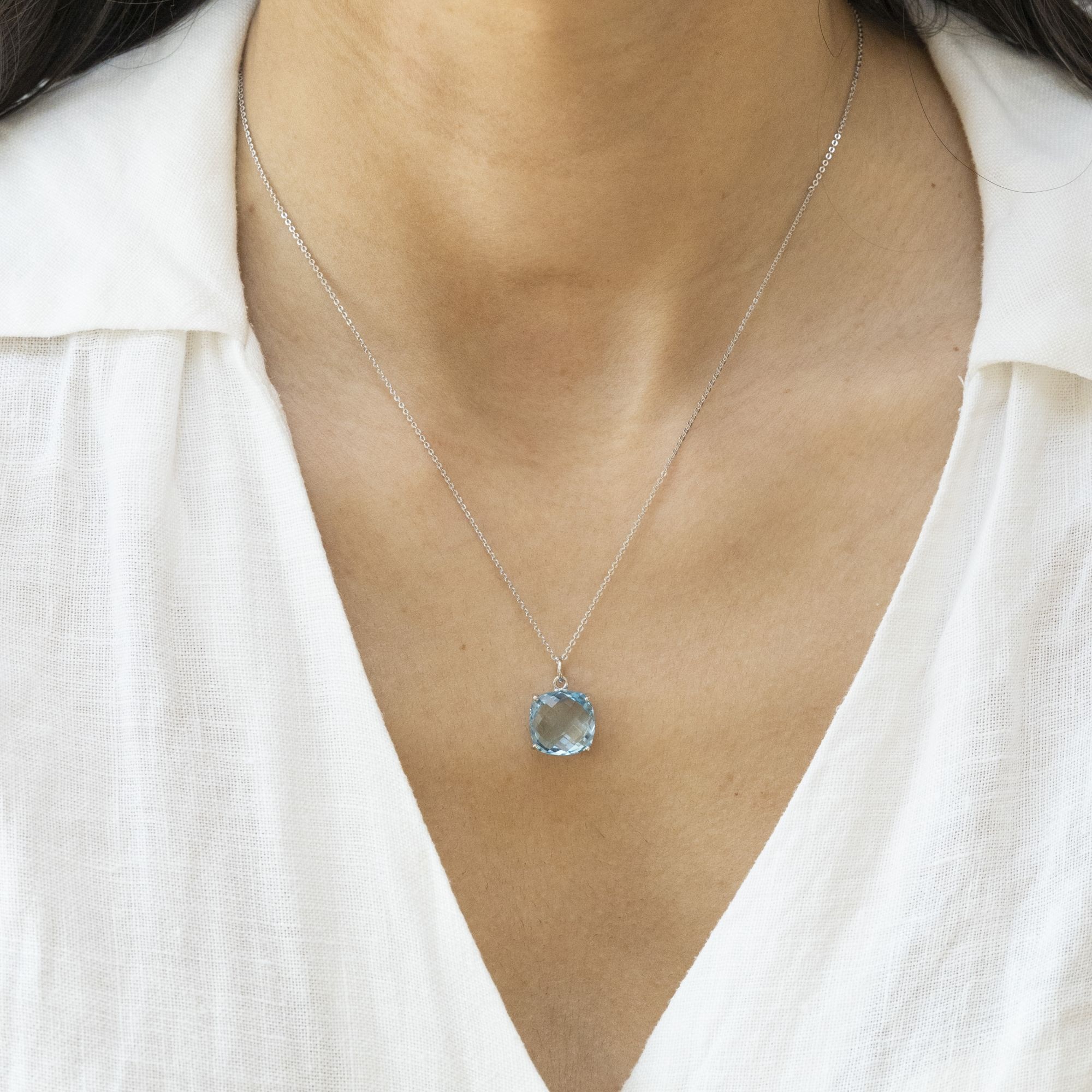 Zeeme Kette mit Anhänger »Silber 925 rhodiniert 45cm lang mit Blautopas (beh.)«