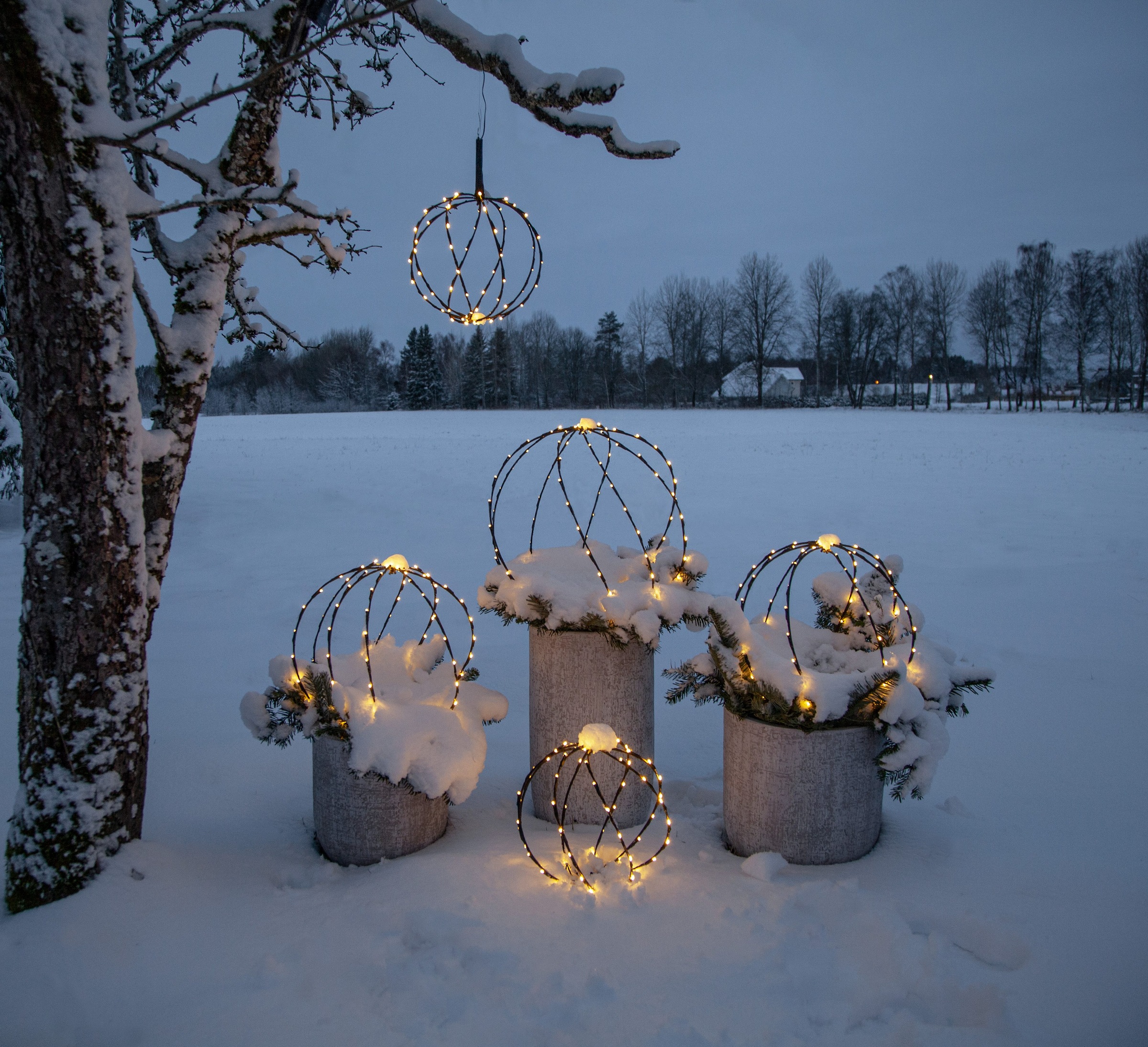 Parforce Traditional Hunting Dekolicht »Außendekoration Sphere« LED-Board 1 Stk. Warmweiß abnehmbarer Erdspieß, Haken zum Aufhängen, Batteriebetrieb, Timer