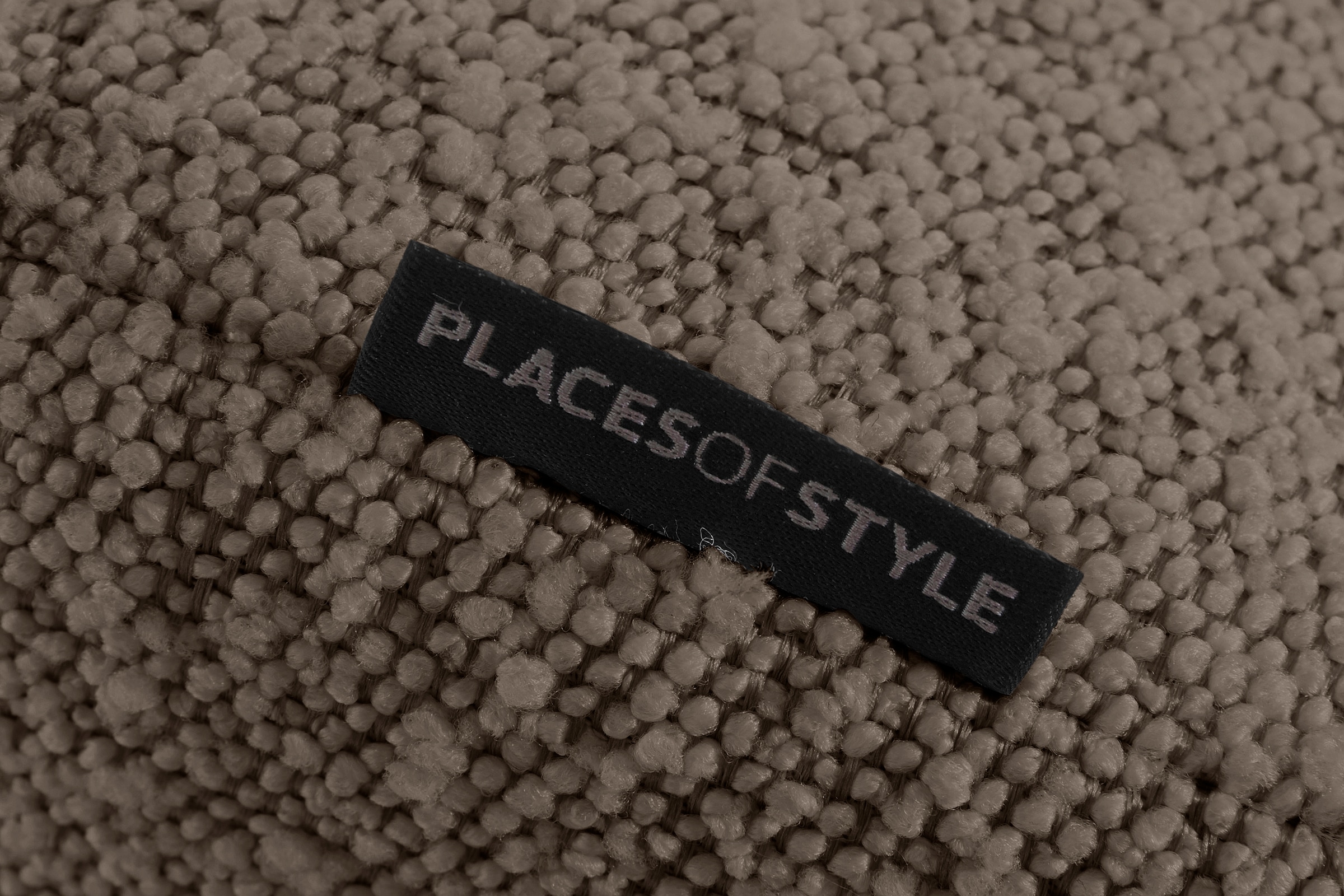 Places of Style Hocker »Nixon«, mit Federn für besseren Sitzkomfort, mit schwarzen Metallbeinen
